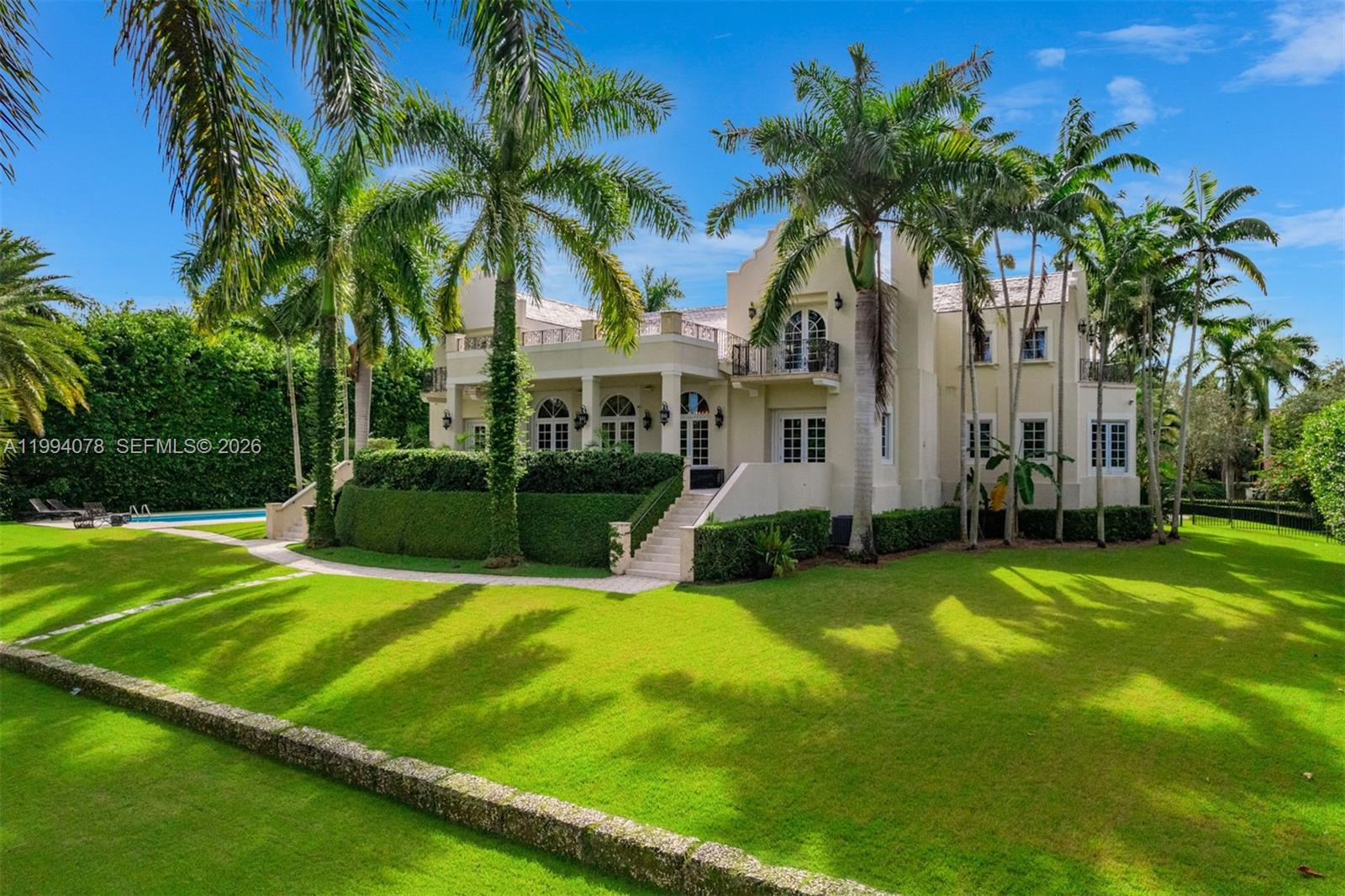 585 Arvida Pkwy, Coral Gables FL 33156