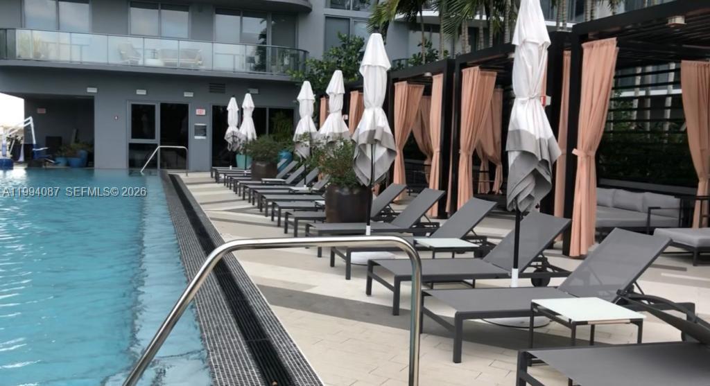 121 NE 34th St #807, Miami FL 33137