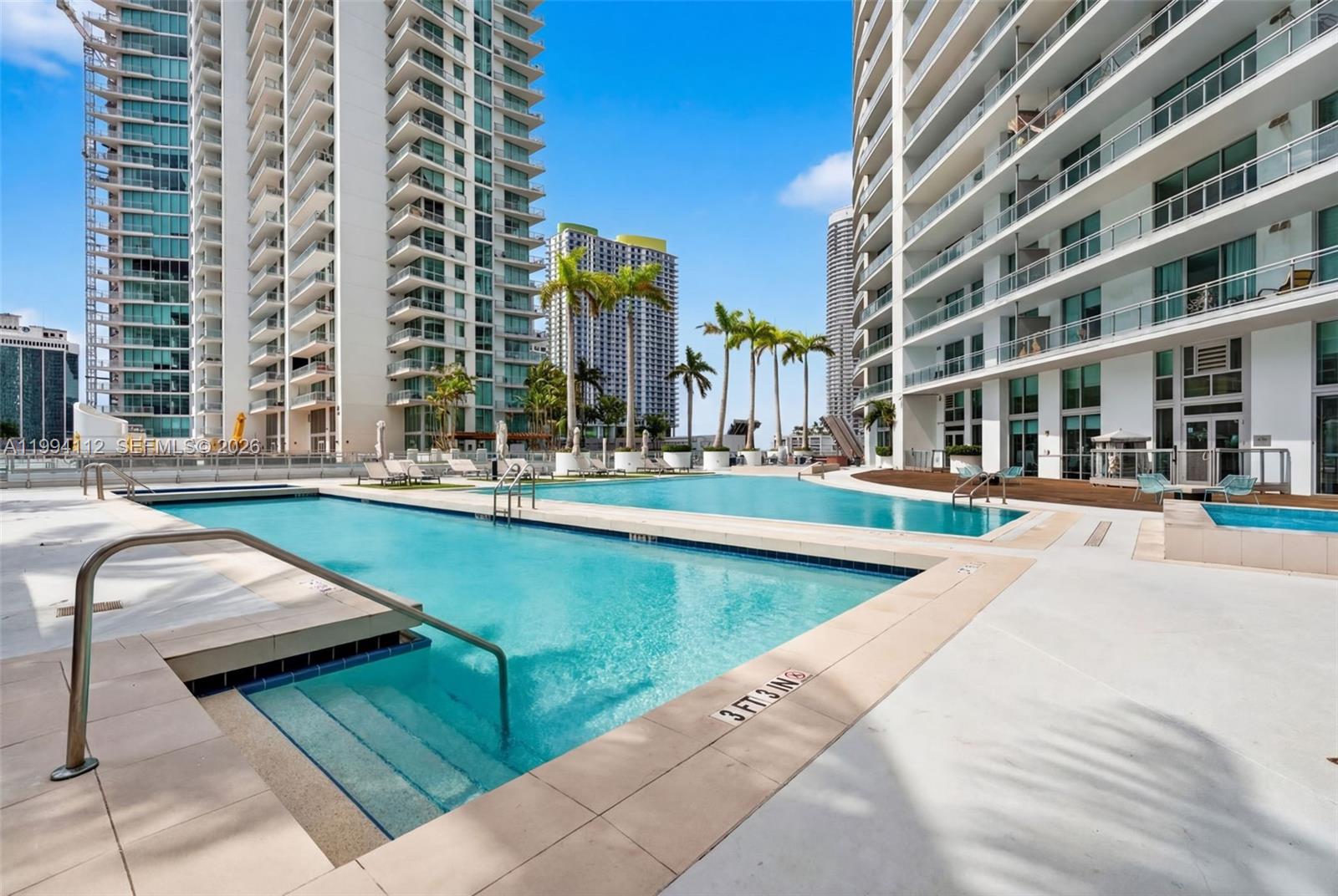 90 SW 3rd St #1105, Miami FL 33130