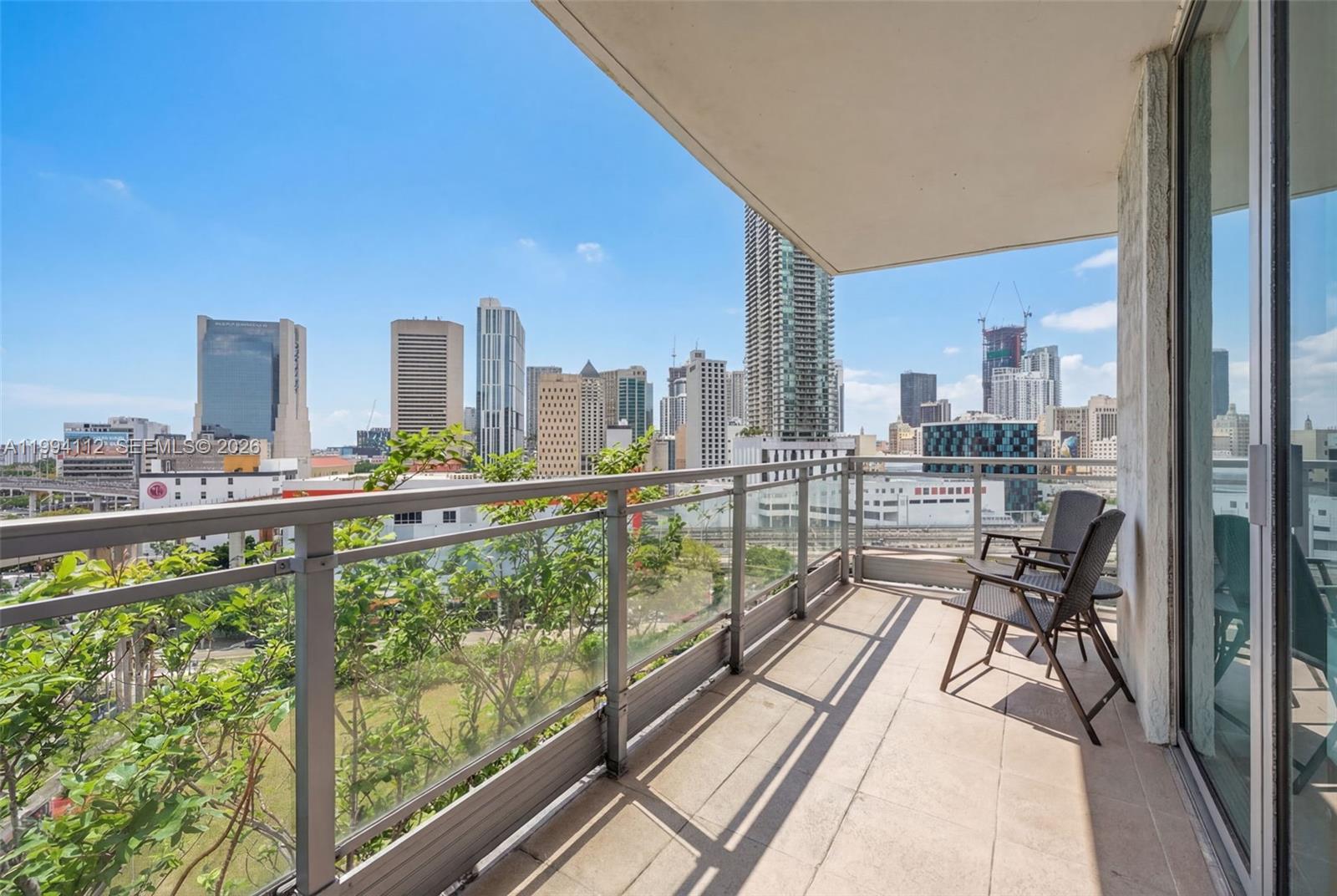 90 SW 3rd St #1105, Miami FL 33130
