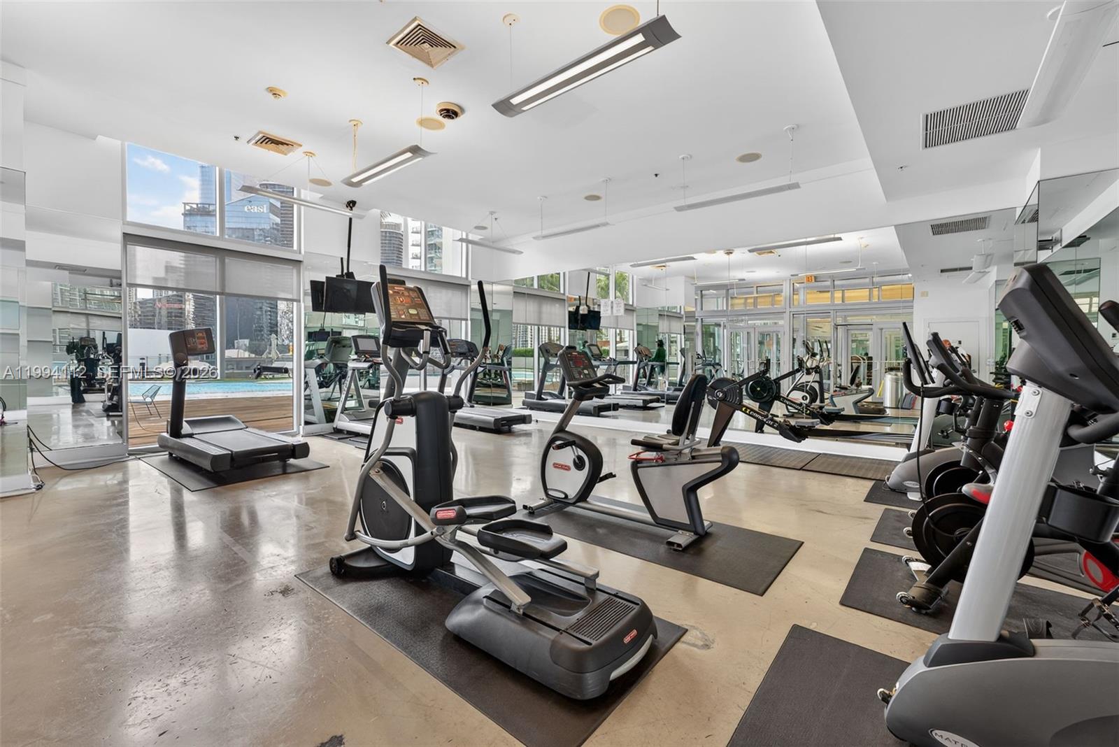 90 SW 3rd St #1105, Miami FL 33130