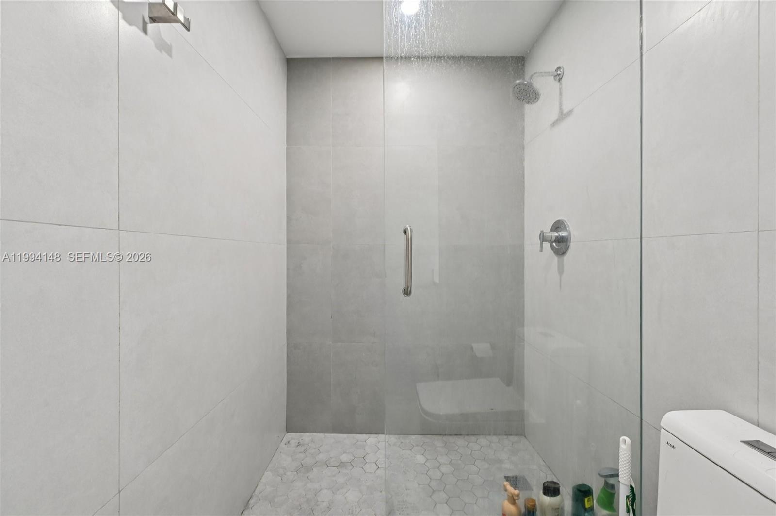 5152 SW 6th St, Miami FL 33134
