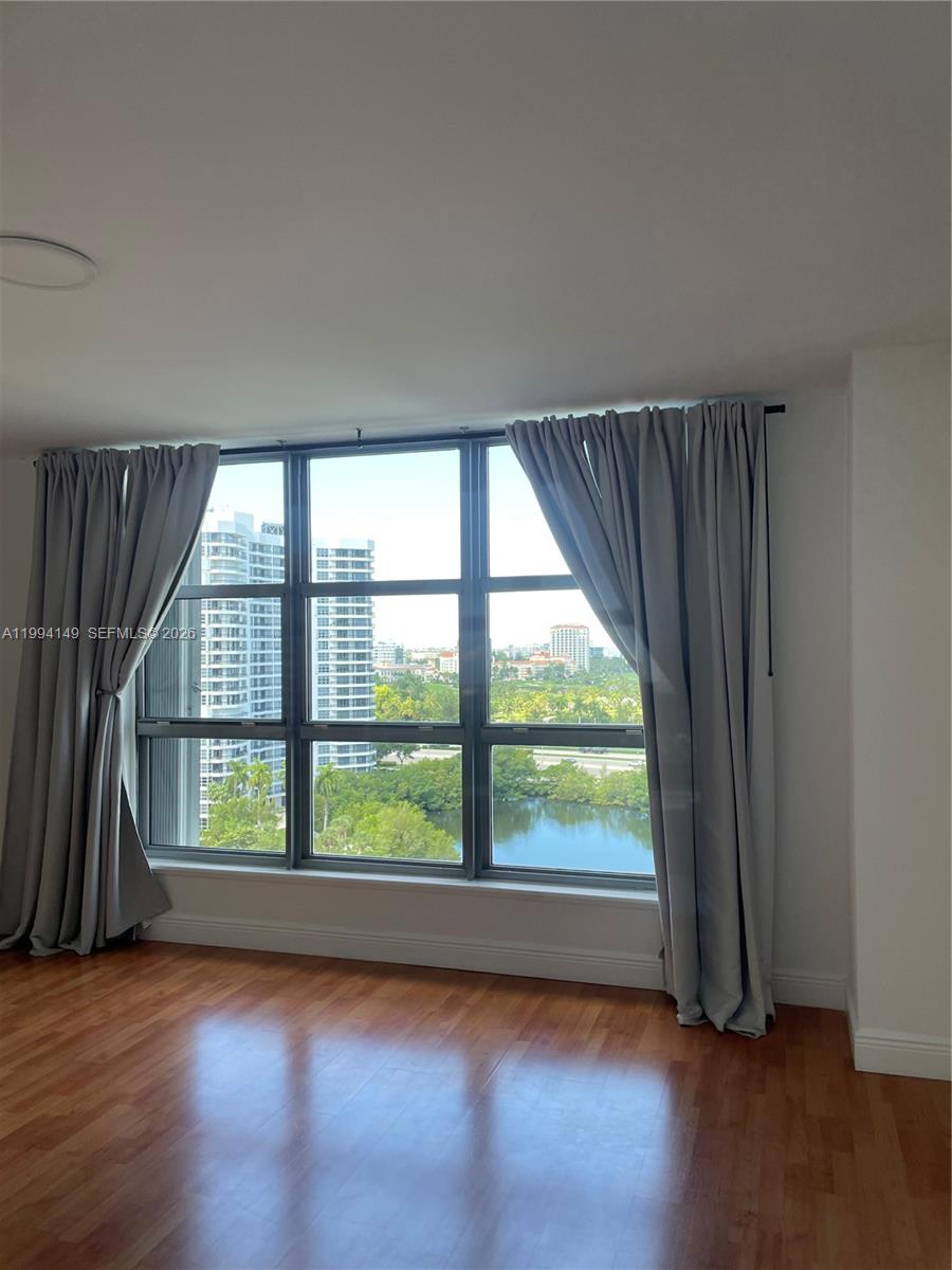 3530 Mystic Pointe Dr #1509, Aventura FL 33180