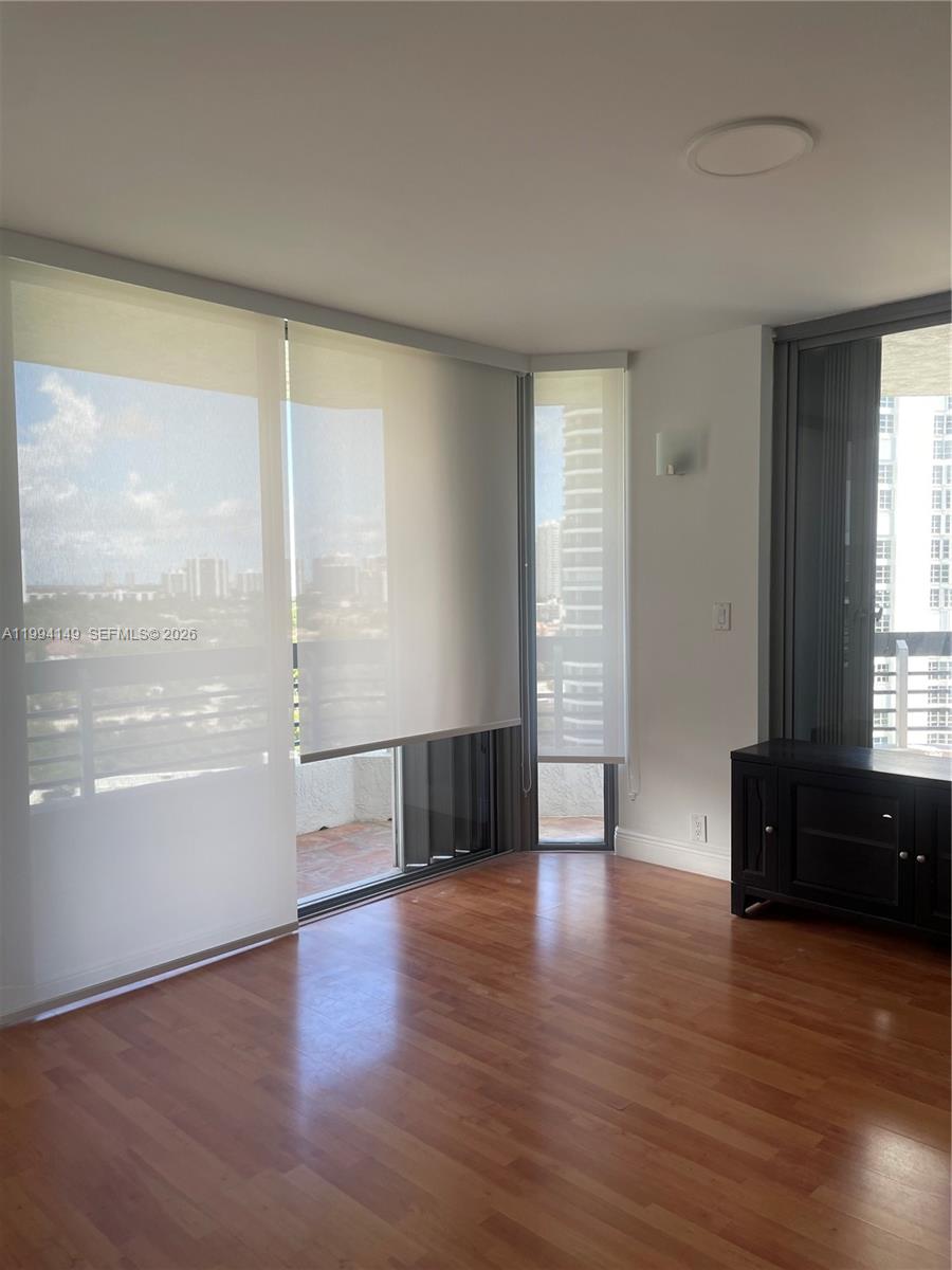 3530 Mystic Pointe Dr #1509, Aventura FL 33180