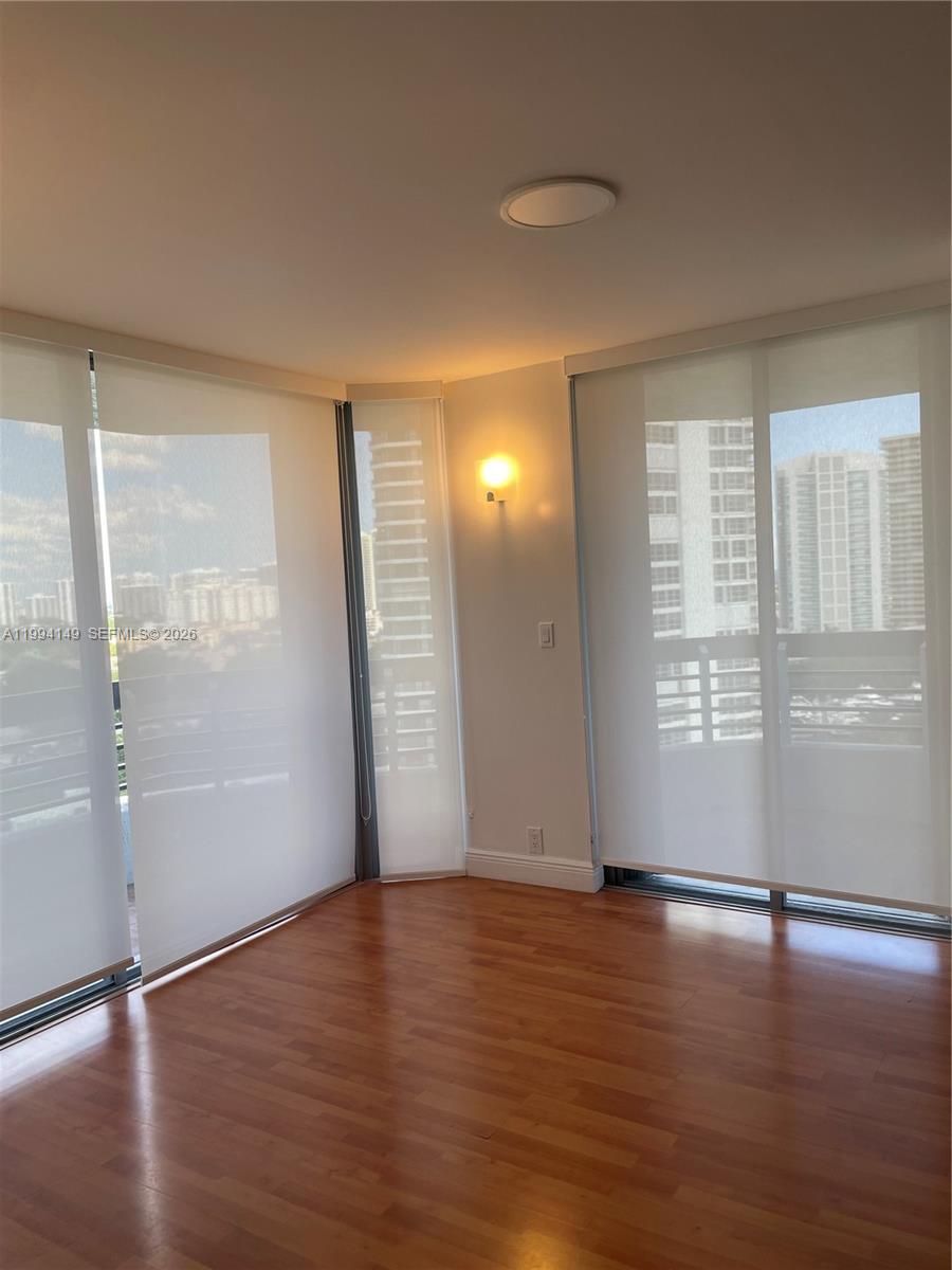 3530 Mystic Pointe Dr #1509, Aventura FL 33180