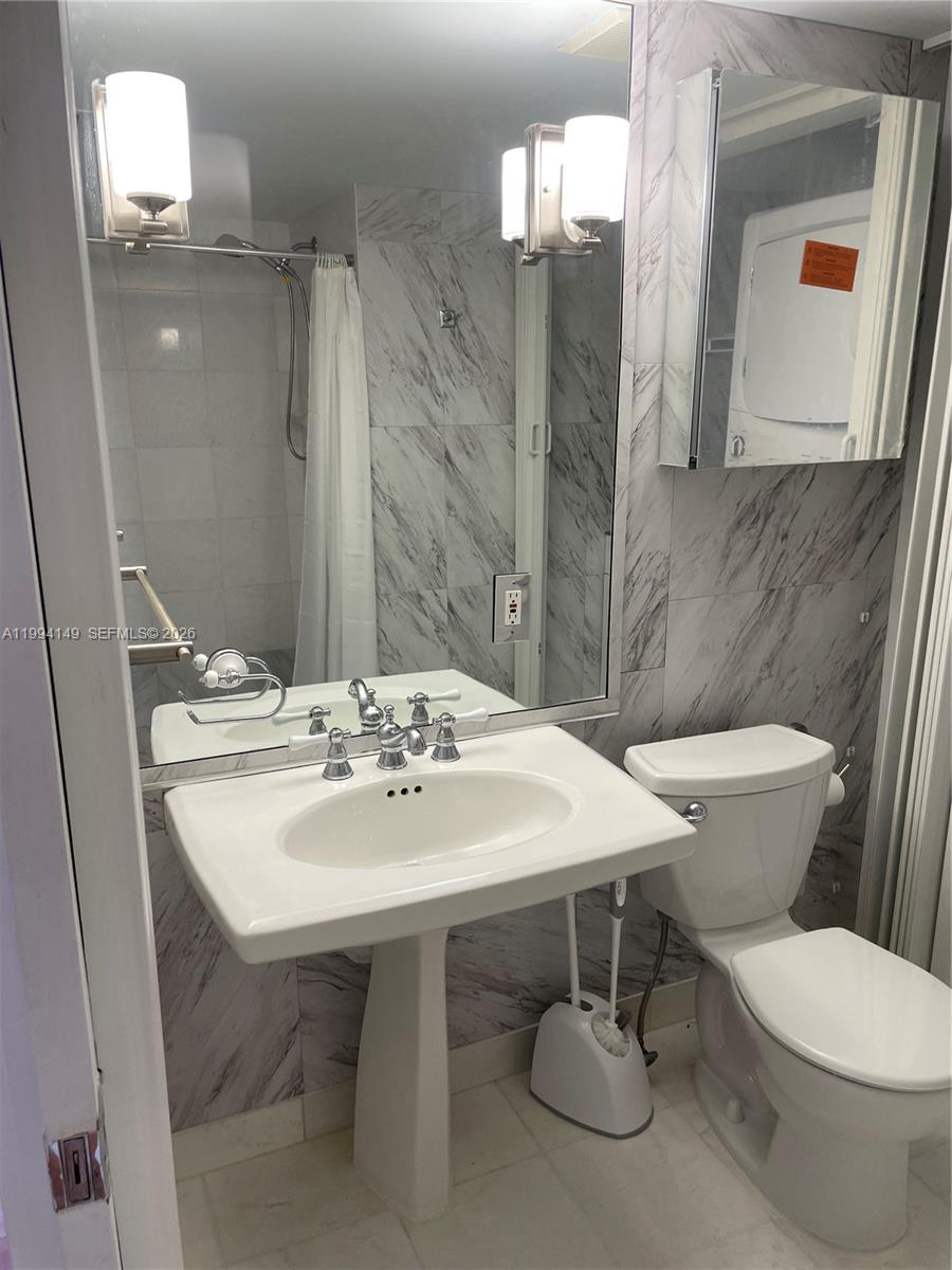 3530 Mystic Pointe Dr #1509, Aventura FL 33180