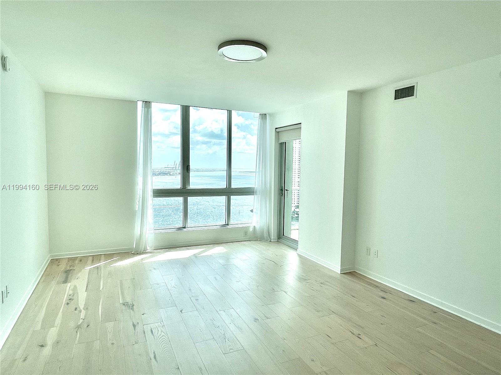 300 S Biscayne Blvd #T-2012, Miami FL 33131