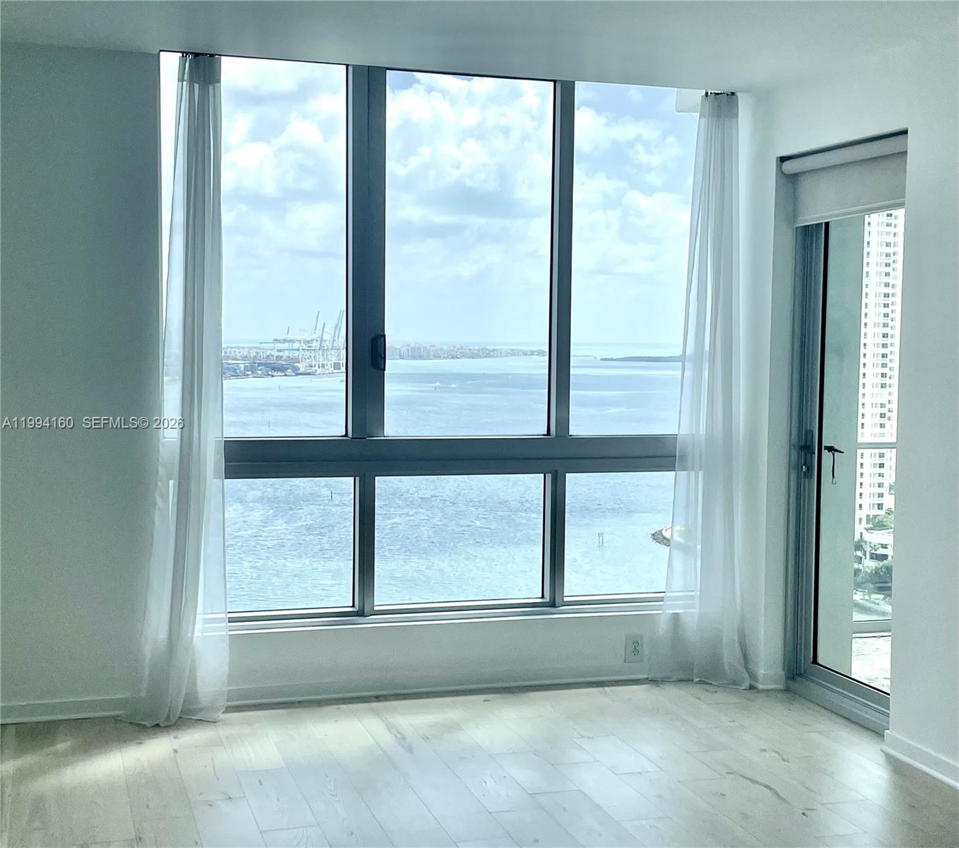 300 S Biscayne Blvd #T-2012, Miami FL 33131