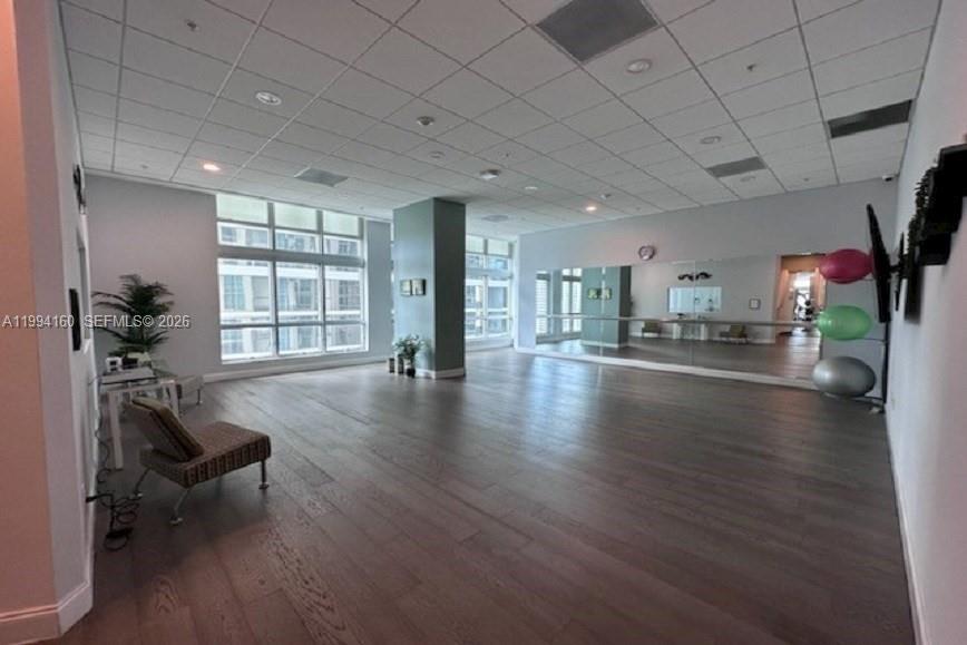 300 S Biscayne Blvd #T-2012, Miami FL 33131