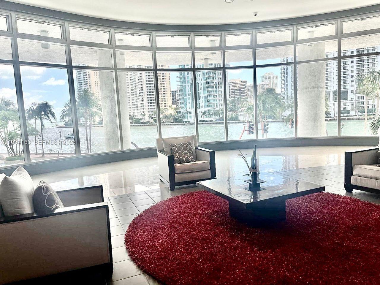 300 S Biscayne Blvd #T-2012, Miami FL 33131