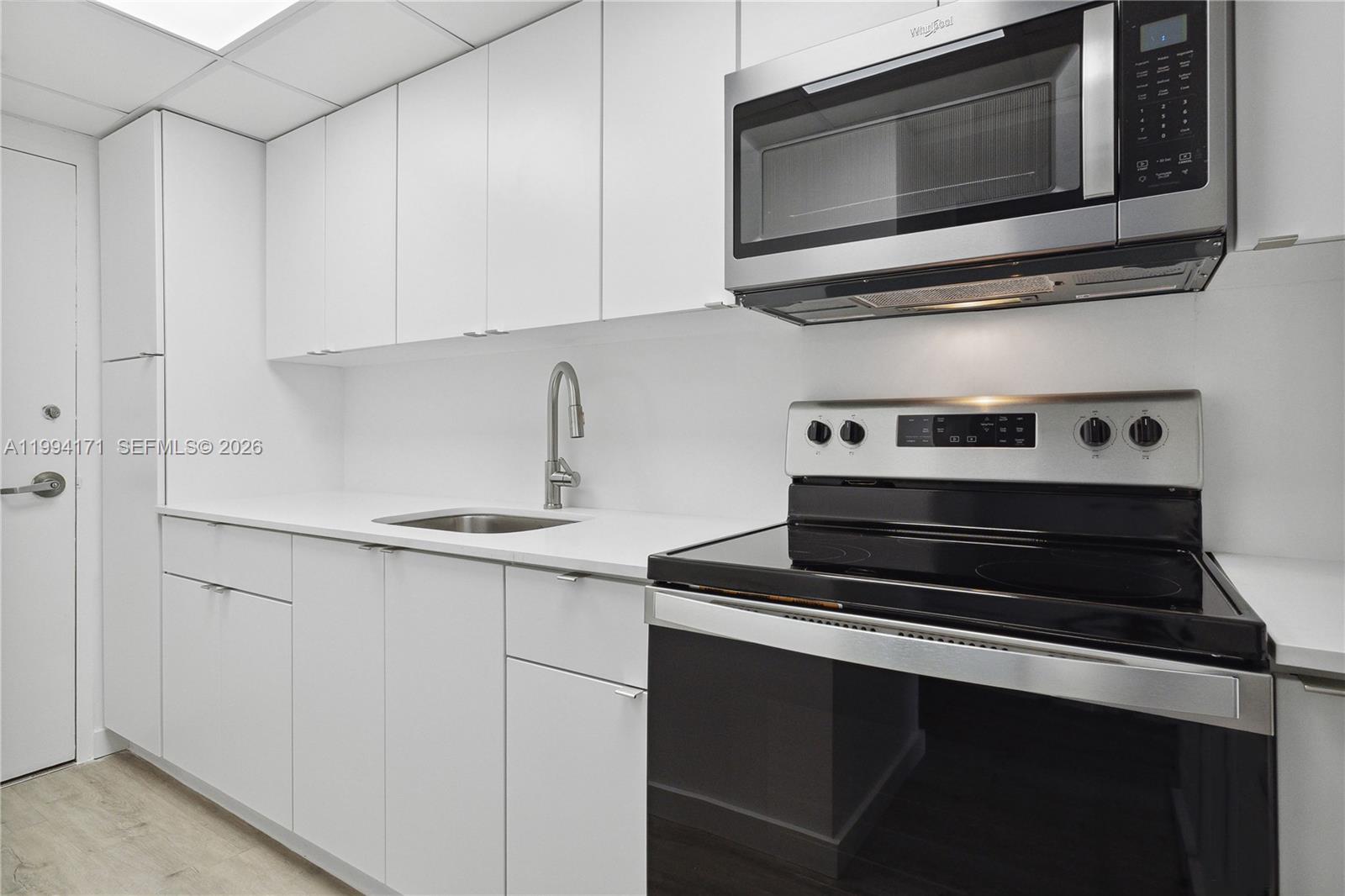 1200 West Ave #528, Miami Beach FL 33139