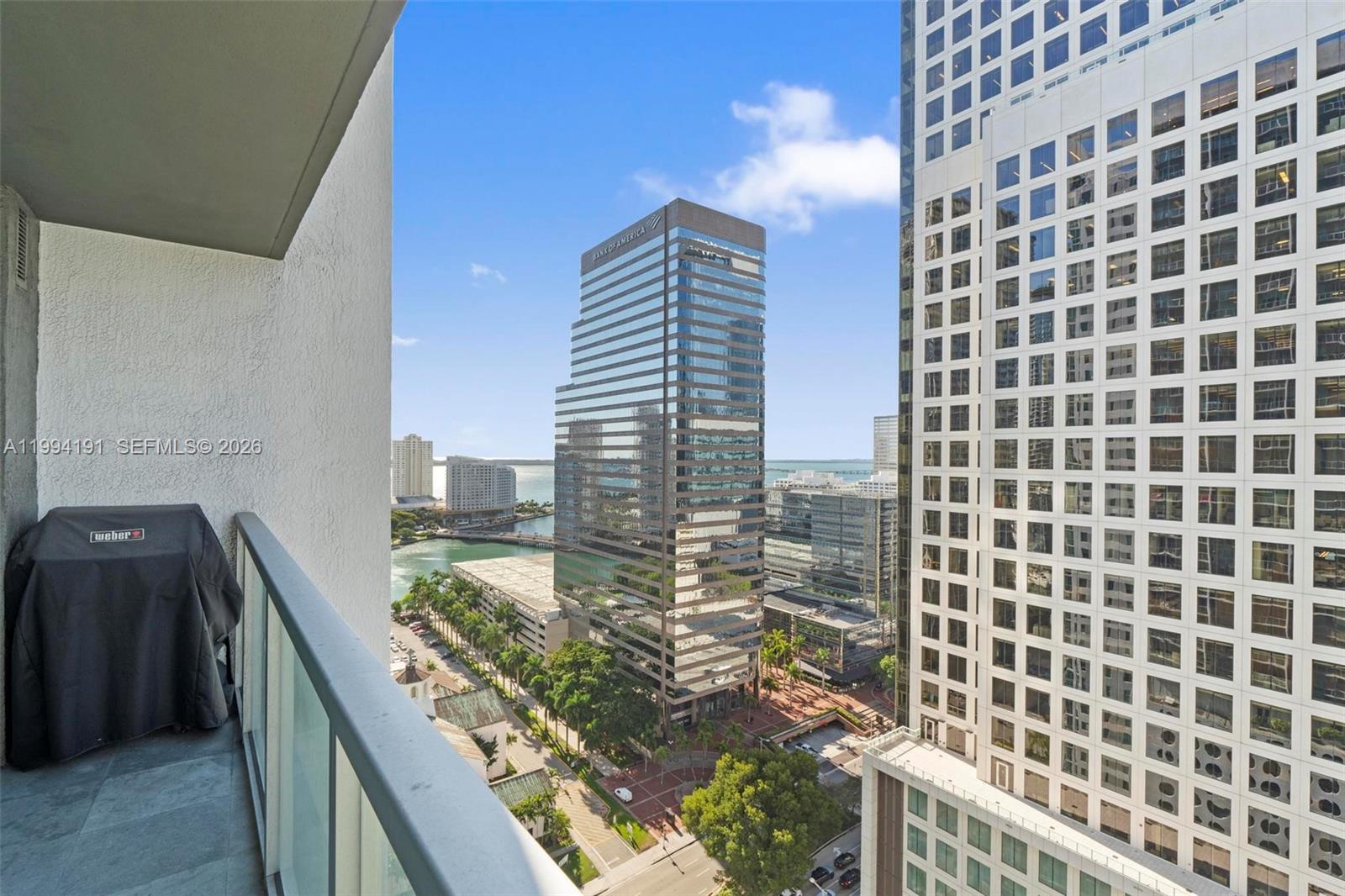 500 Brickell Ave #2510, Miami FL 33131