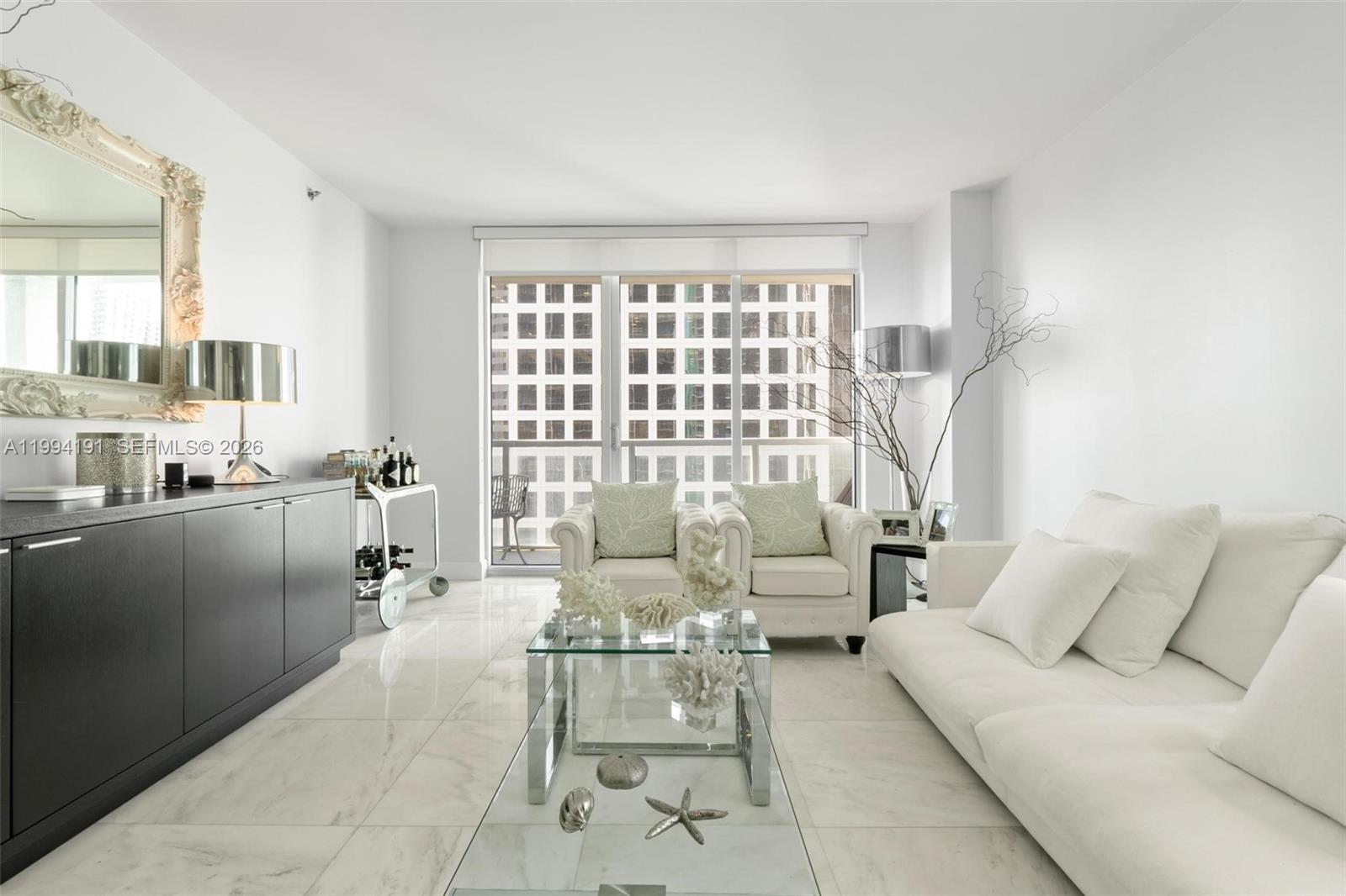 500 Brickell Ave #2510, Miami FL 33131