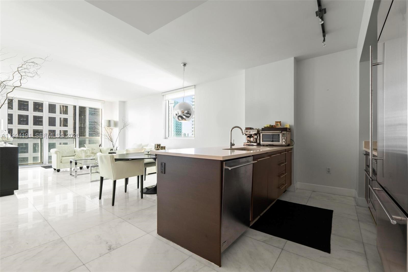 500 Brickell Ave #2510, Miami FL 33131