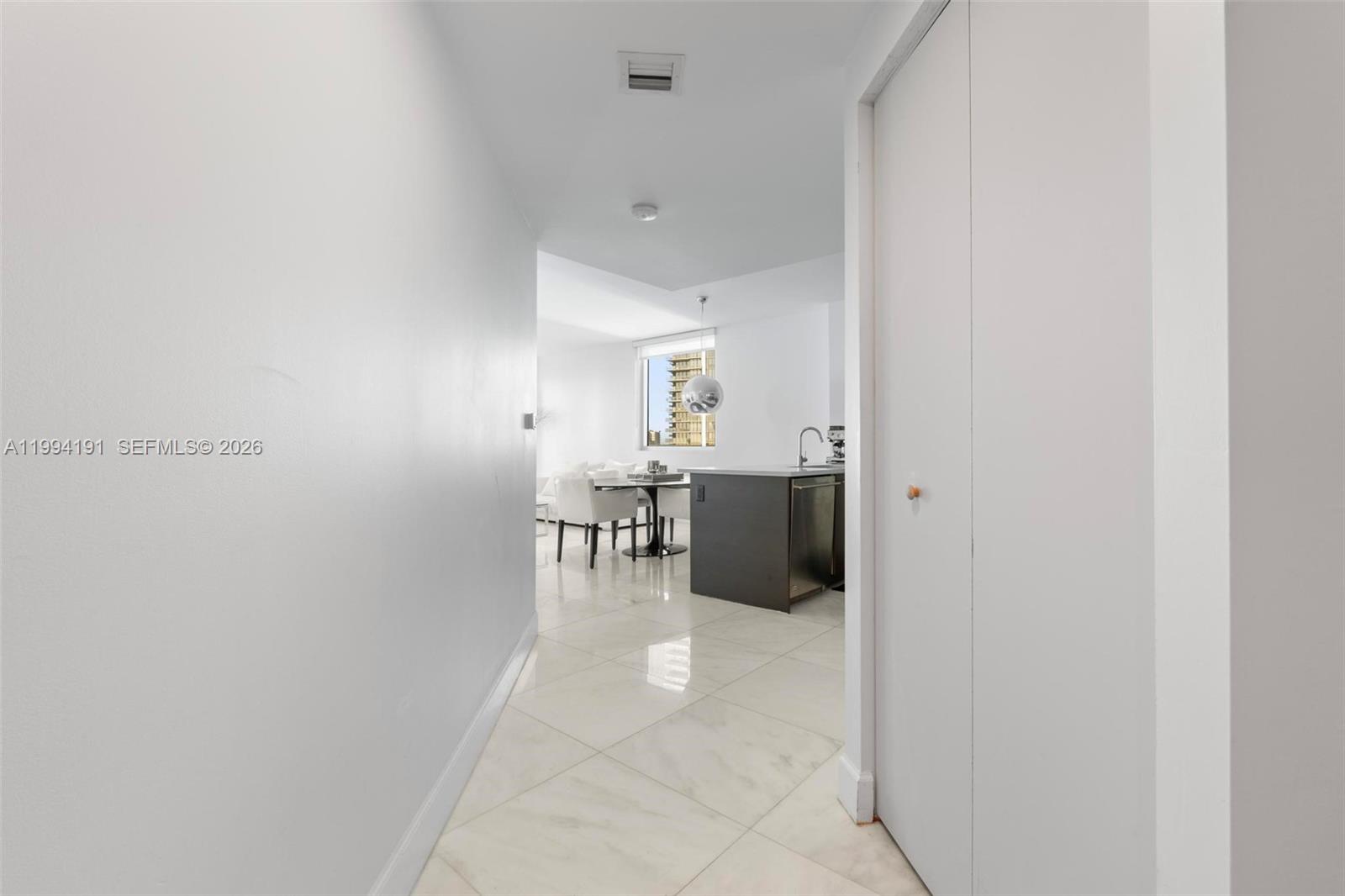500 Brickell Ave #2510, Miami FL 33131