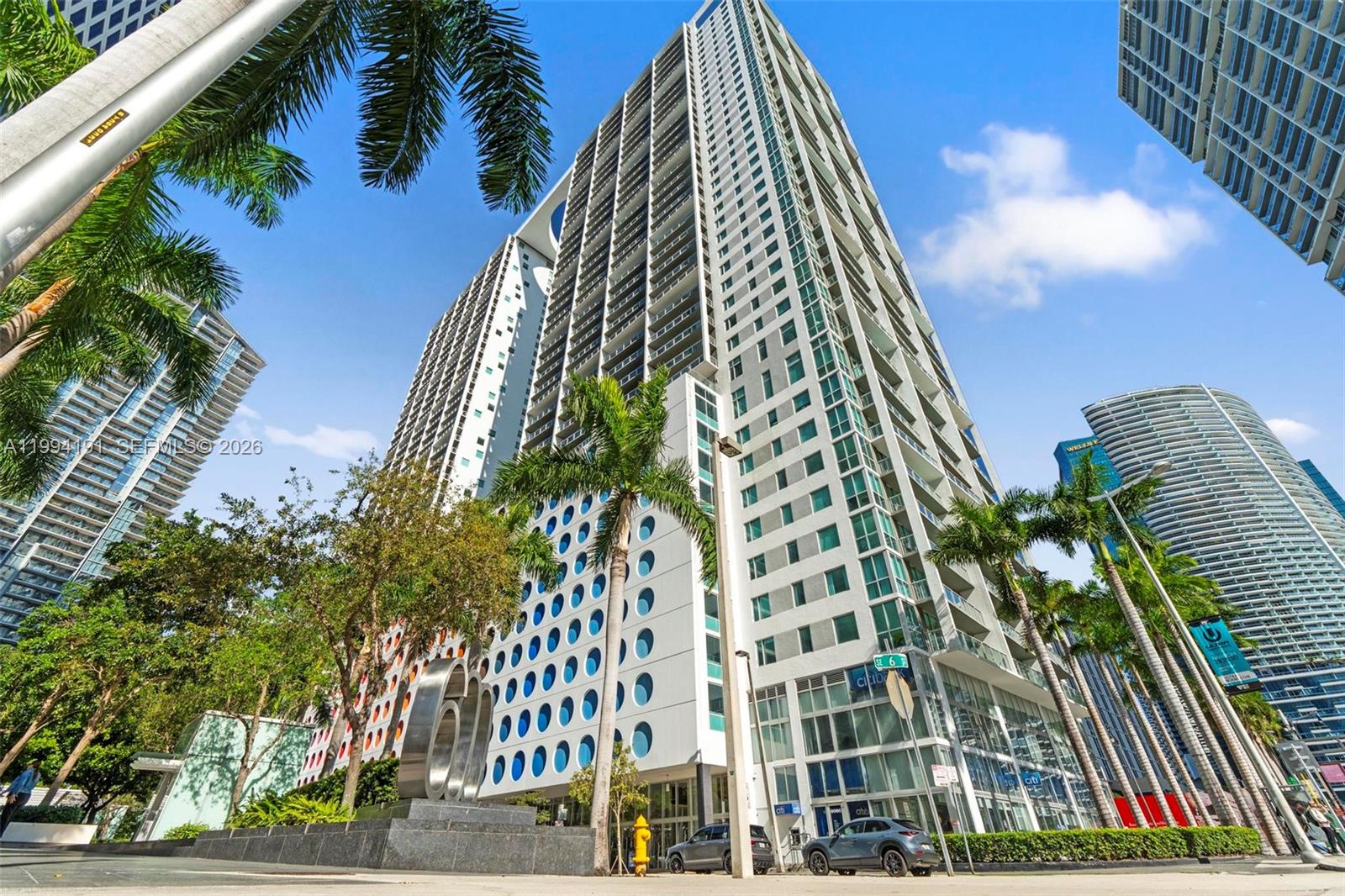 500 Brickell Ave #2510, Miami FL 33131