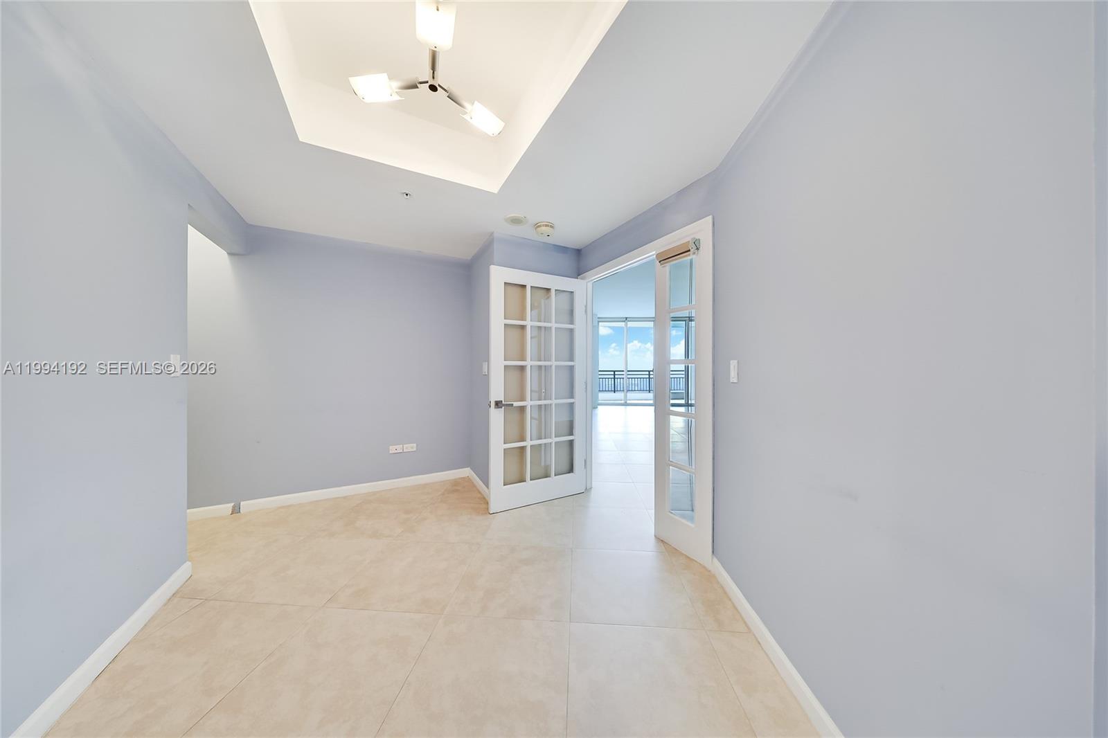 848 Brickell Key Dr #2702, Miami FL 33131