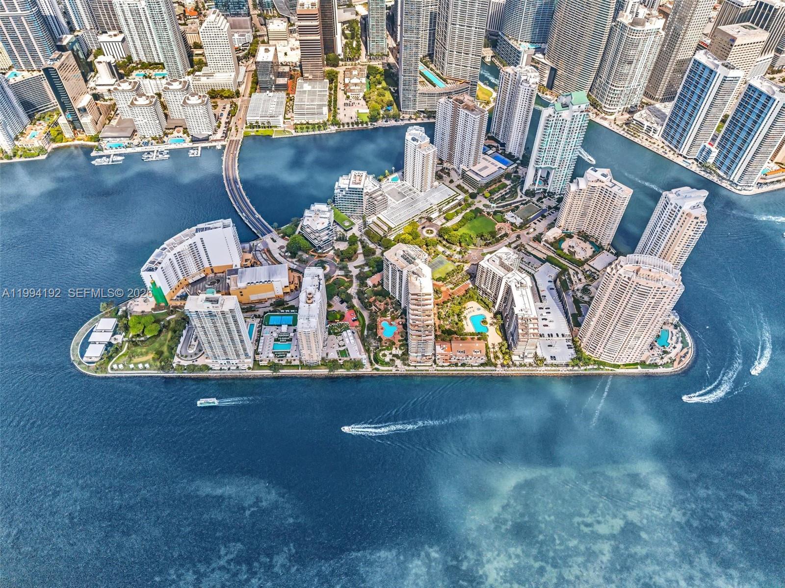 848 Brickell Key Dr #2702, Miami FL 33131
