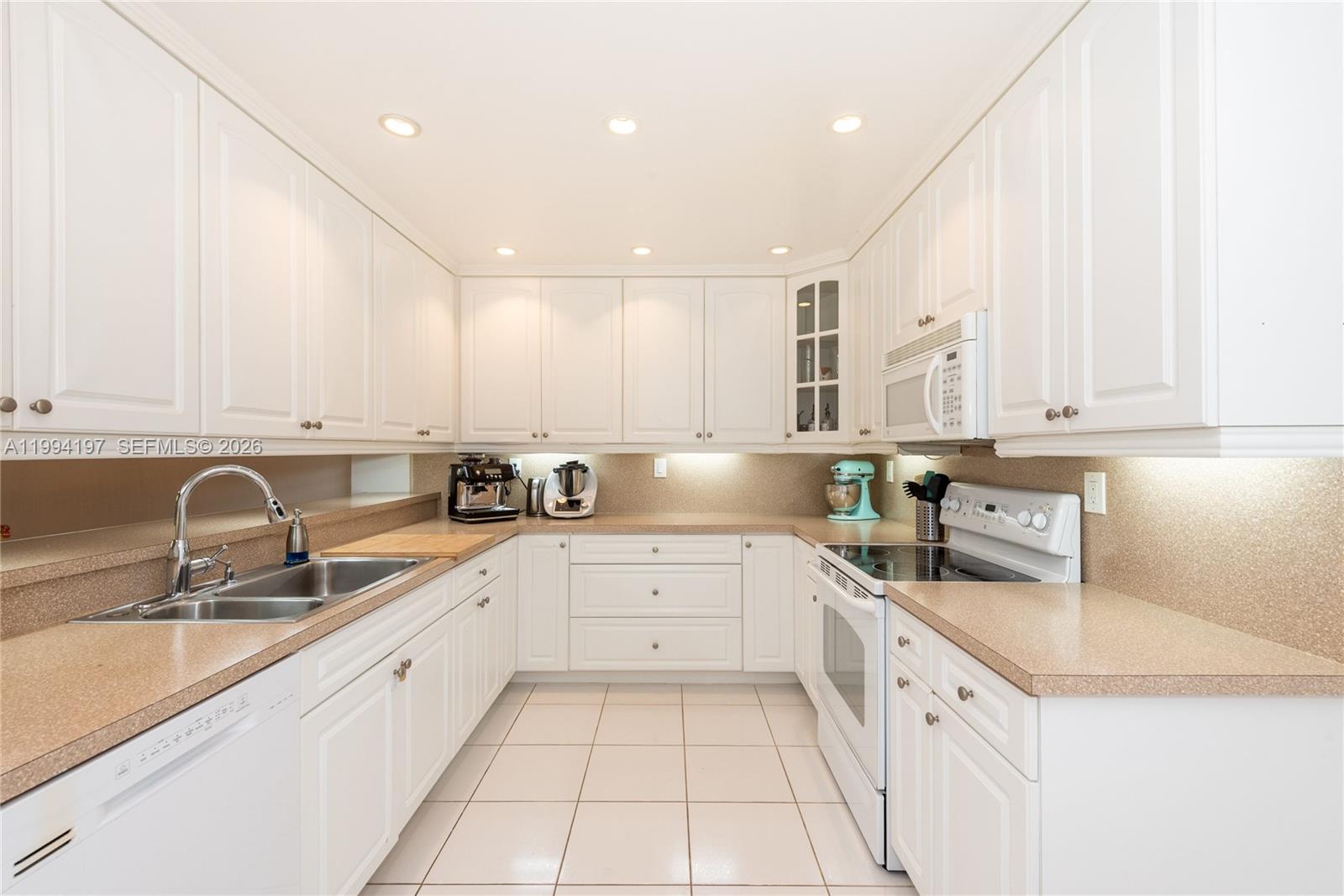 251 Crandon Blvd #141, Key Biscayne FL 33149