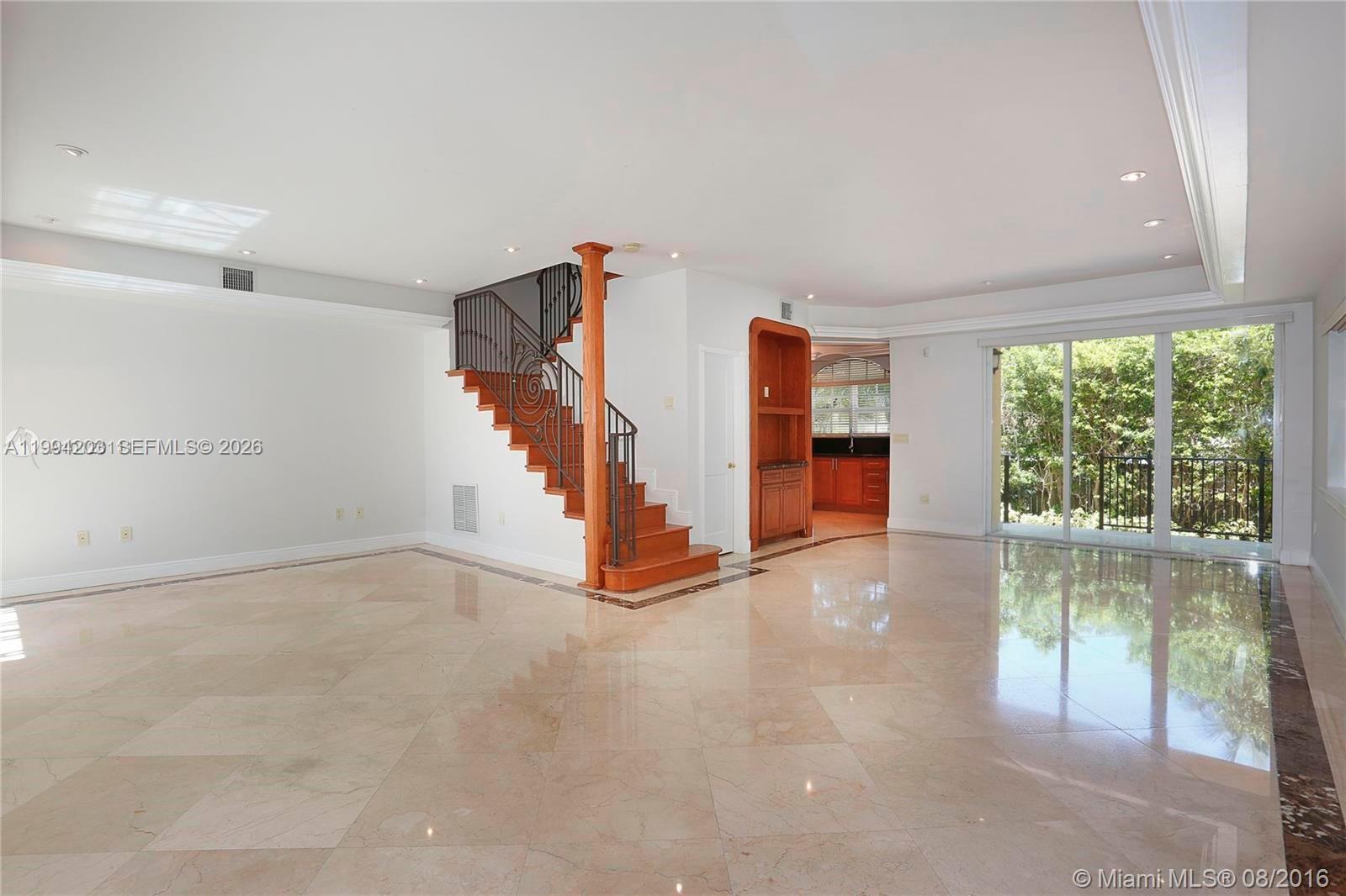 592 Fernwood Rd #B, Key Biscayne FL 33149