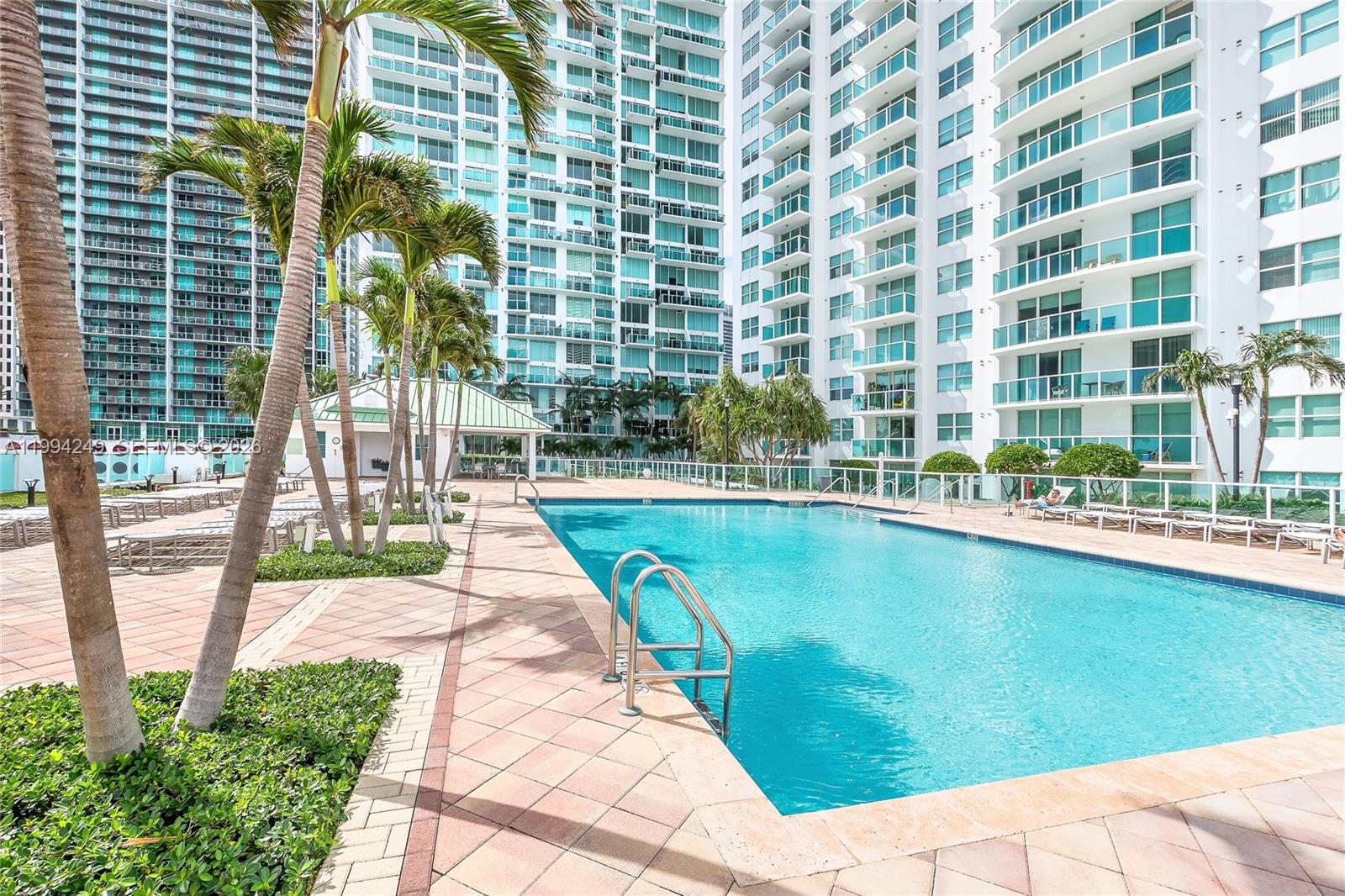 31 SE 5th St #3914, Miami FL 33131