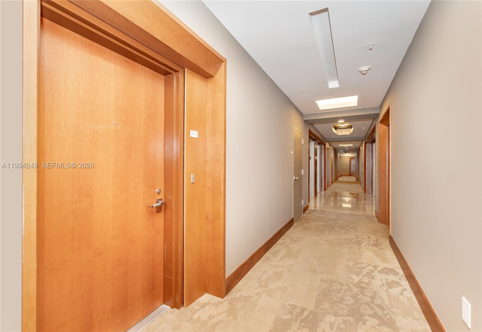31 SE 5th St #3914, Miami FL 33131