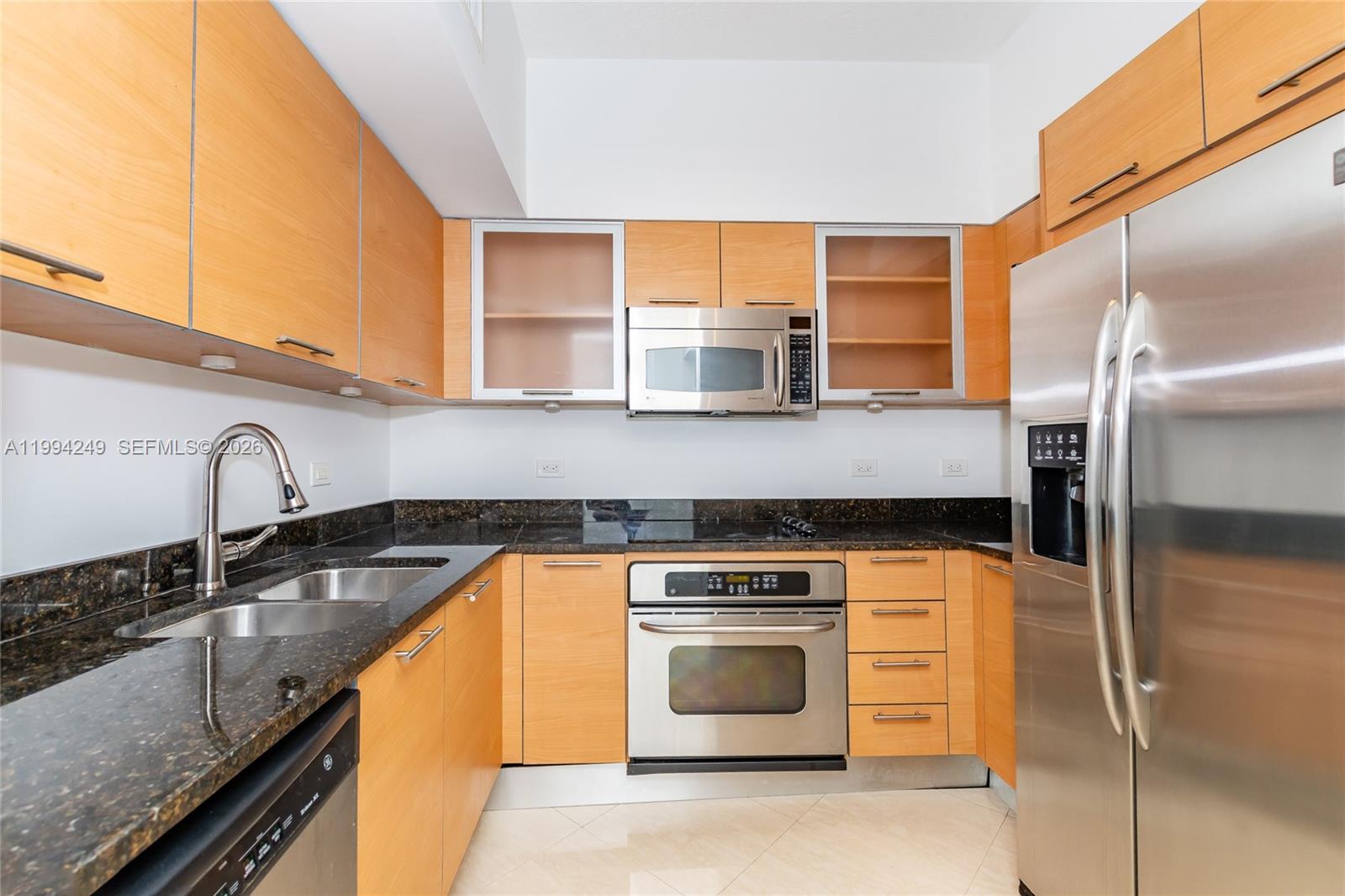 31 SE 5th St #3914, Miami FL 33131