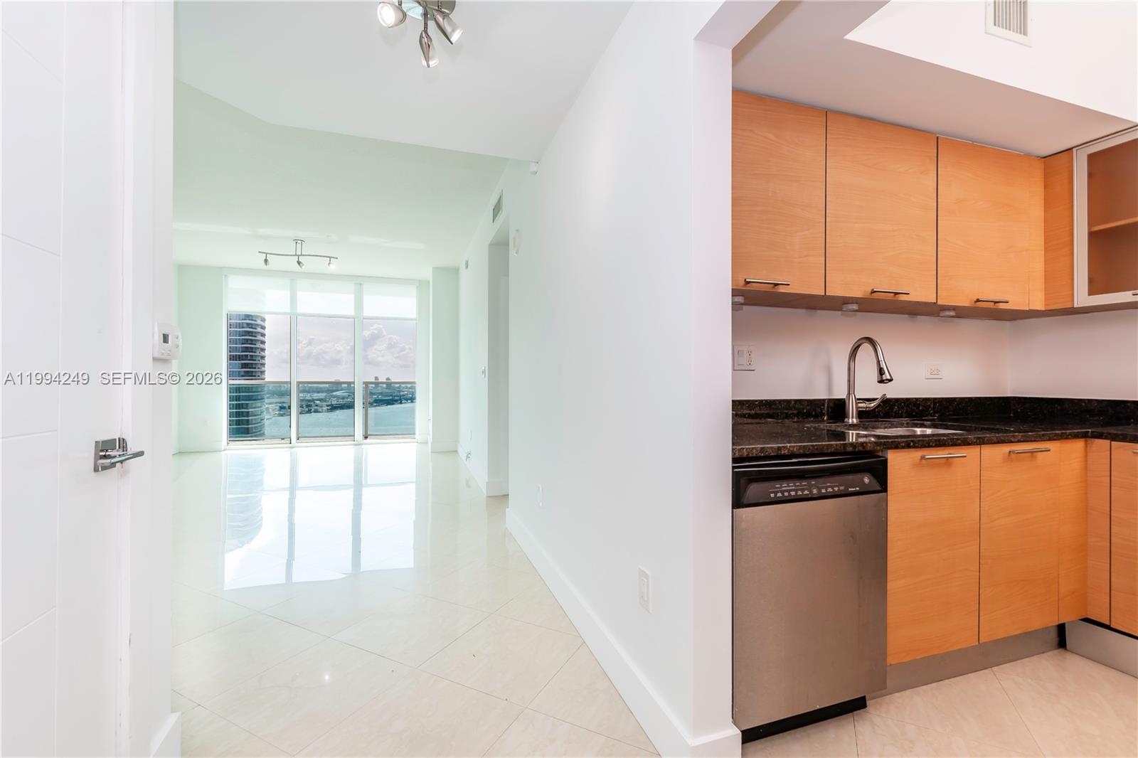 31 SE 5th St #3914, Miami FL 33131