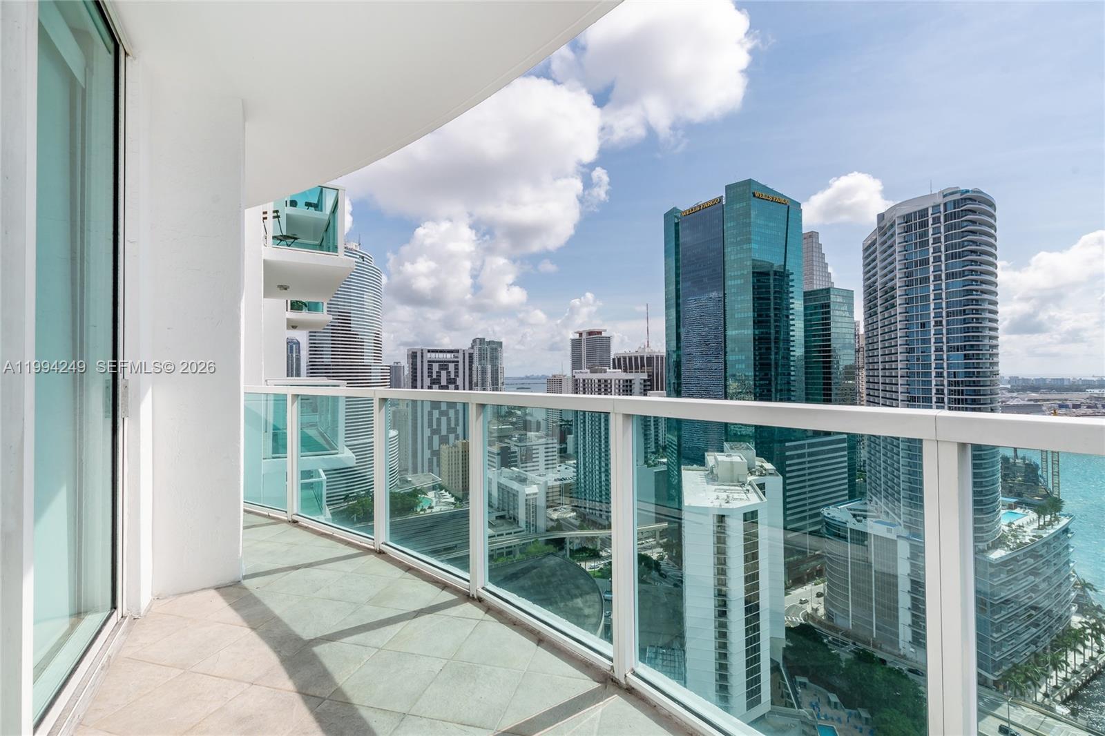 31 SE 5th St #3914, Miami FL 33131