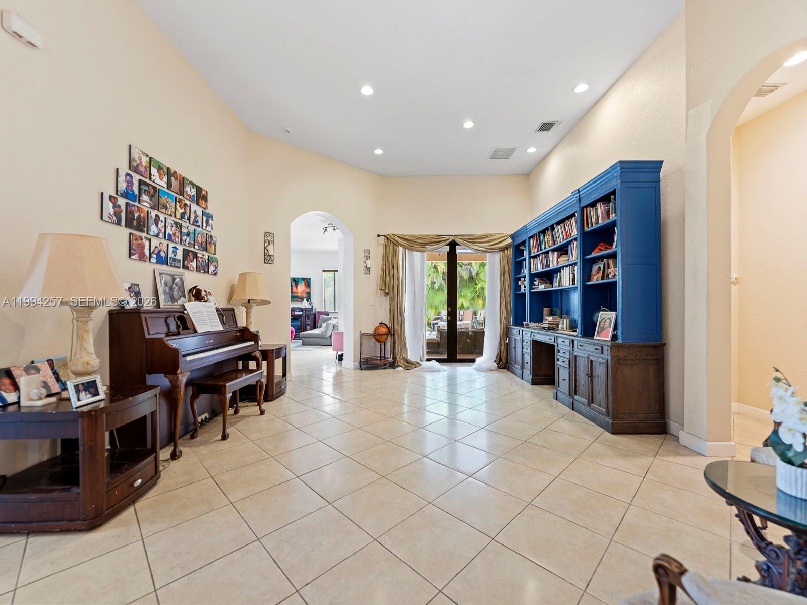 19385 SW 79th Ct, Cutler Bay FL 33157