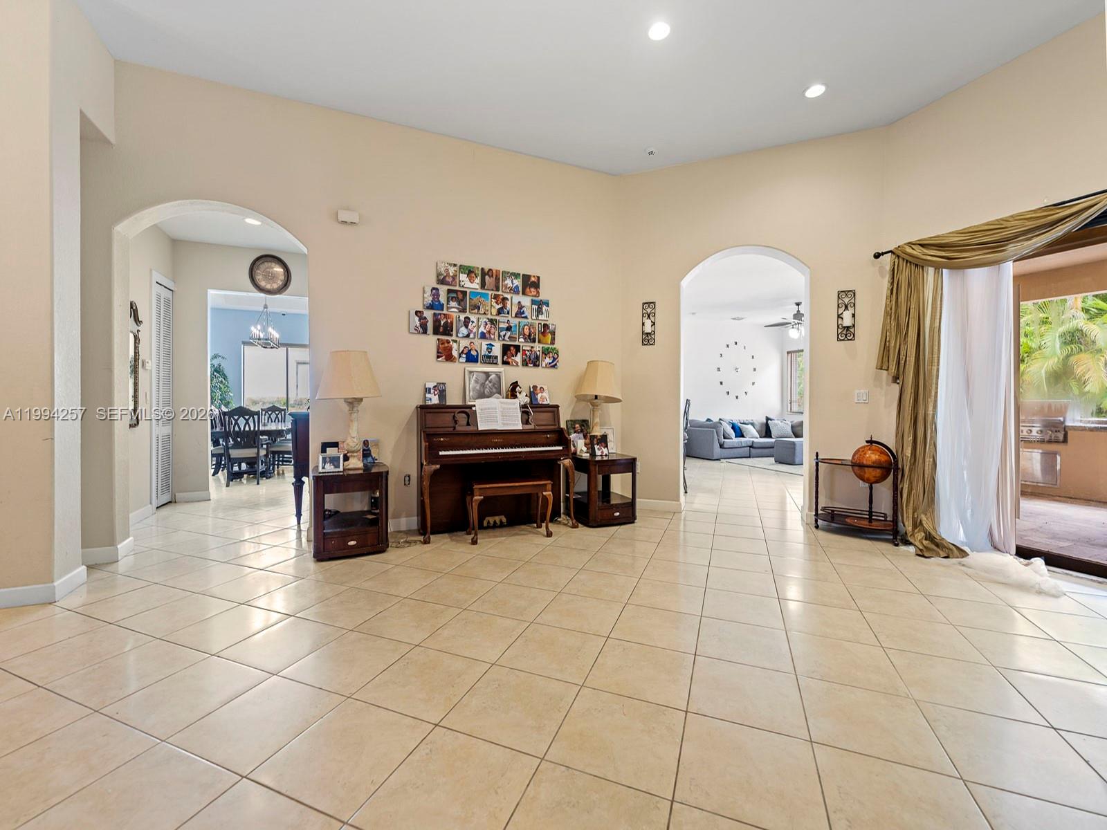 19385 SW 79th Ct, Cutler Bay FL 33157