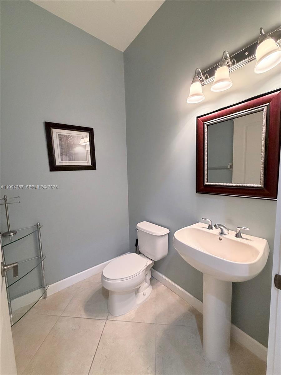 19385 SW 79th Ct, Cutler Bay FL 33157