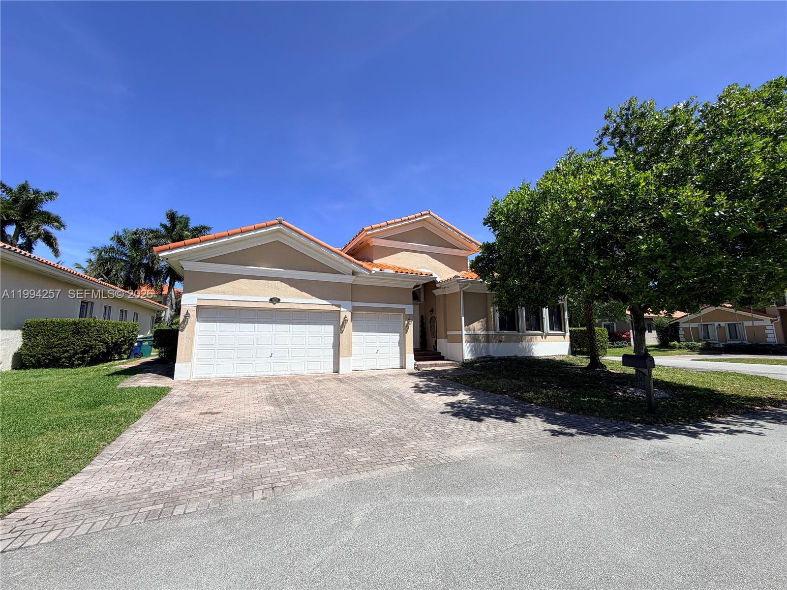 19385 SW 79th Ct, Cutler Bay FL 33157