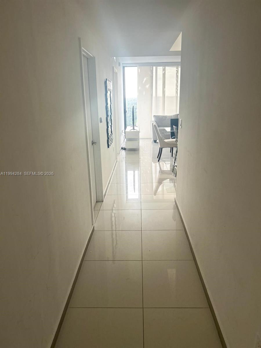 5300 NW 85 #1106, Doral FL 33166