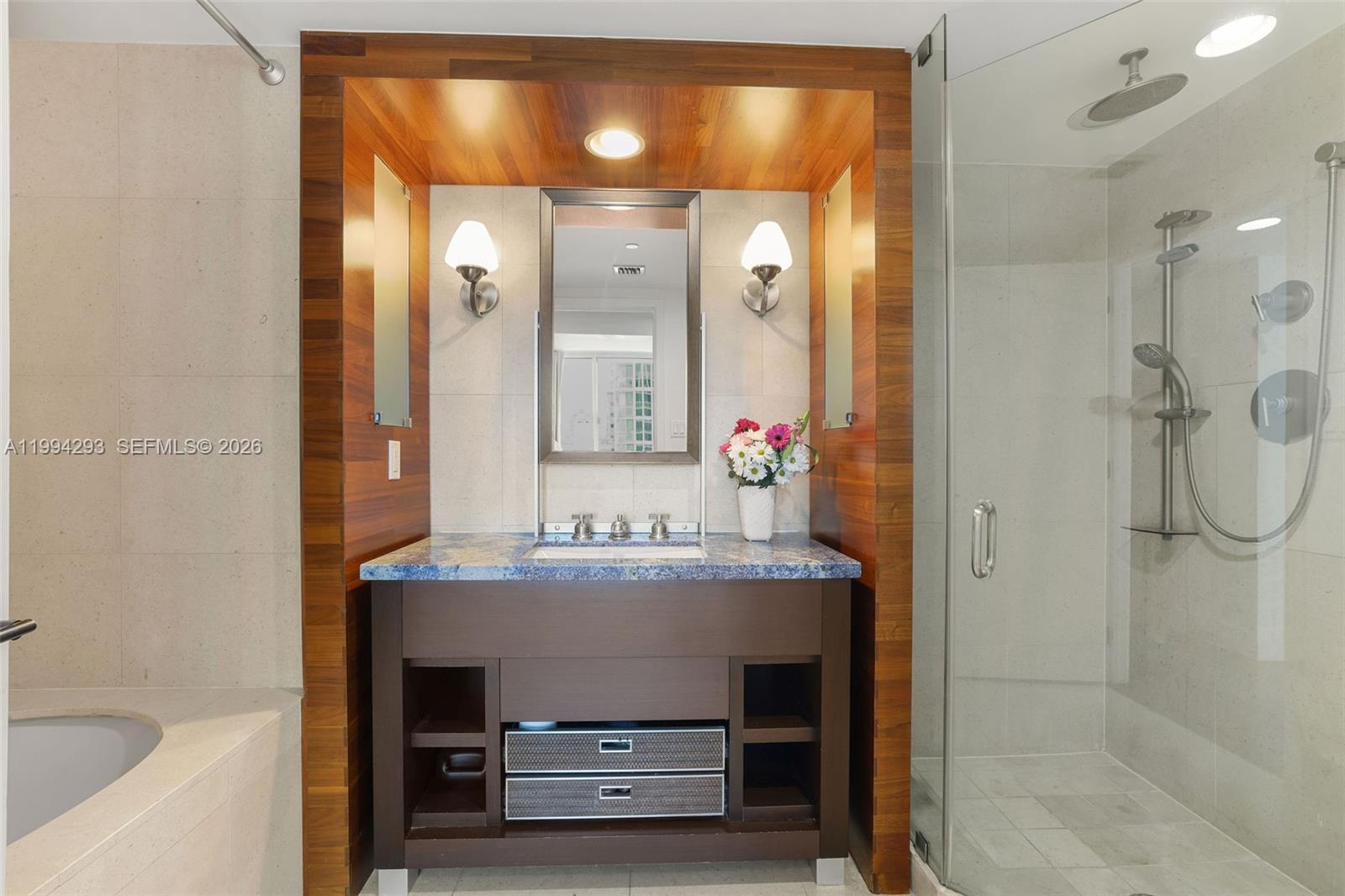 6801 Collins Ave #1112 (Door 1102), Miami Beach FL 33141