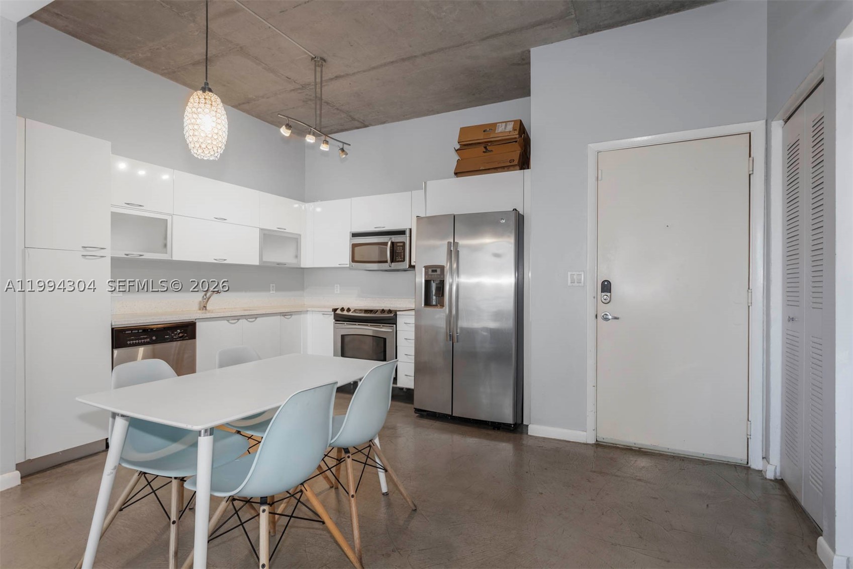234 NE 3rd St #1106, Miami FL 33132