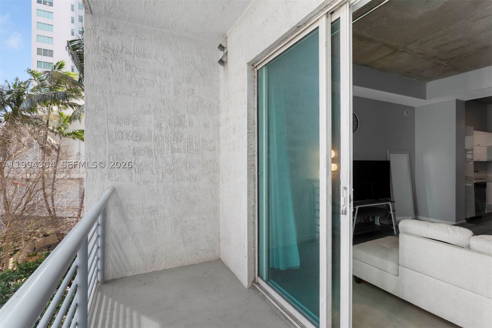 234 NE 3rd St #1106, Miami FL 33132