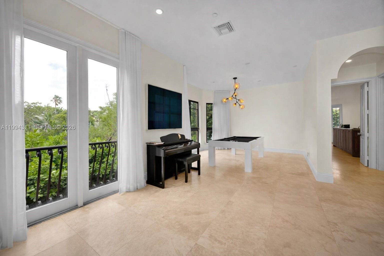 3471 Main Hwy #619, Miami FL 33133