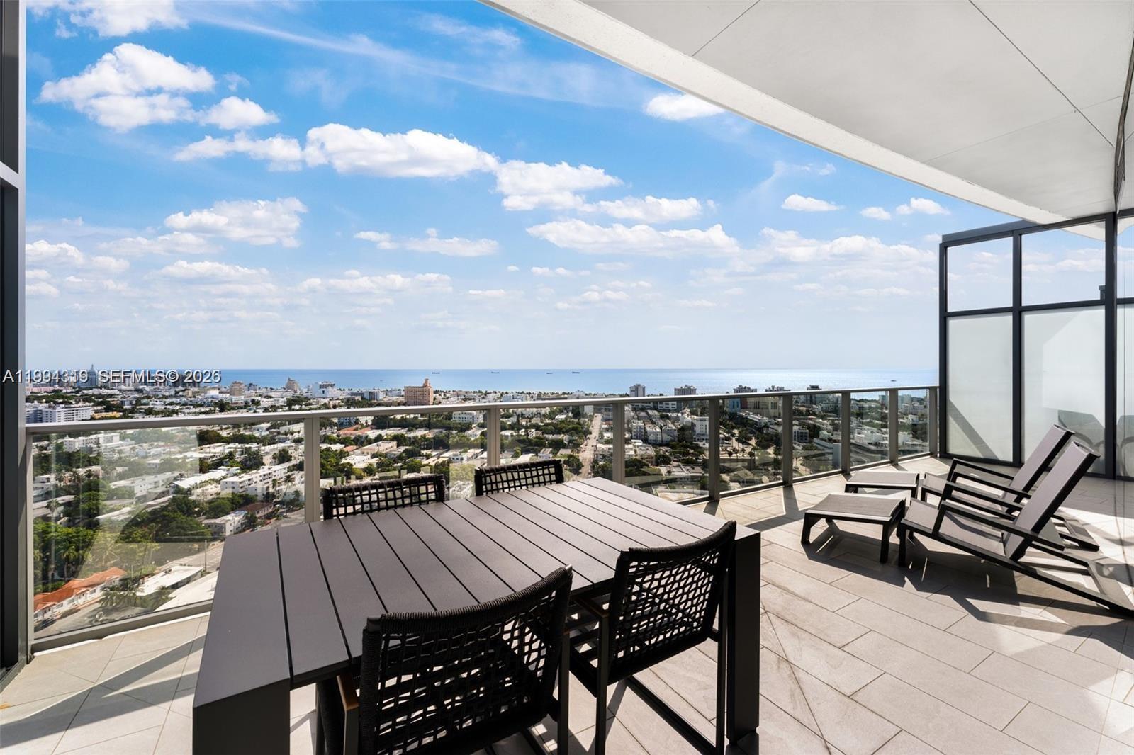 500 Alton Rd #2504, Miami Beach FL 33139