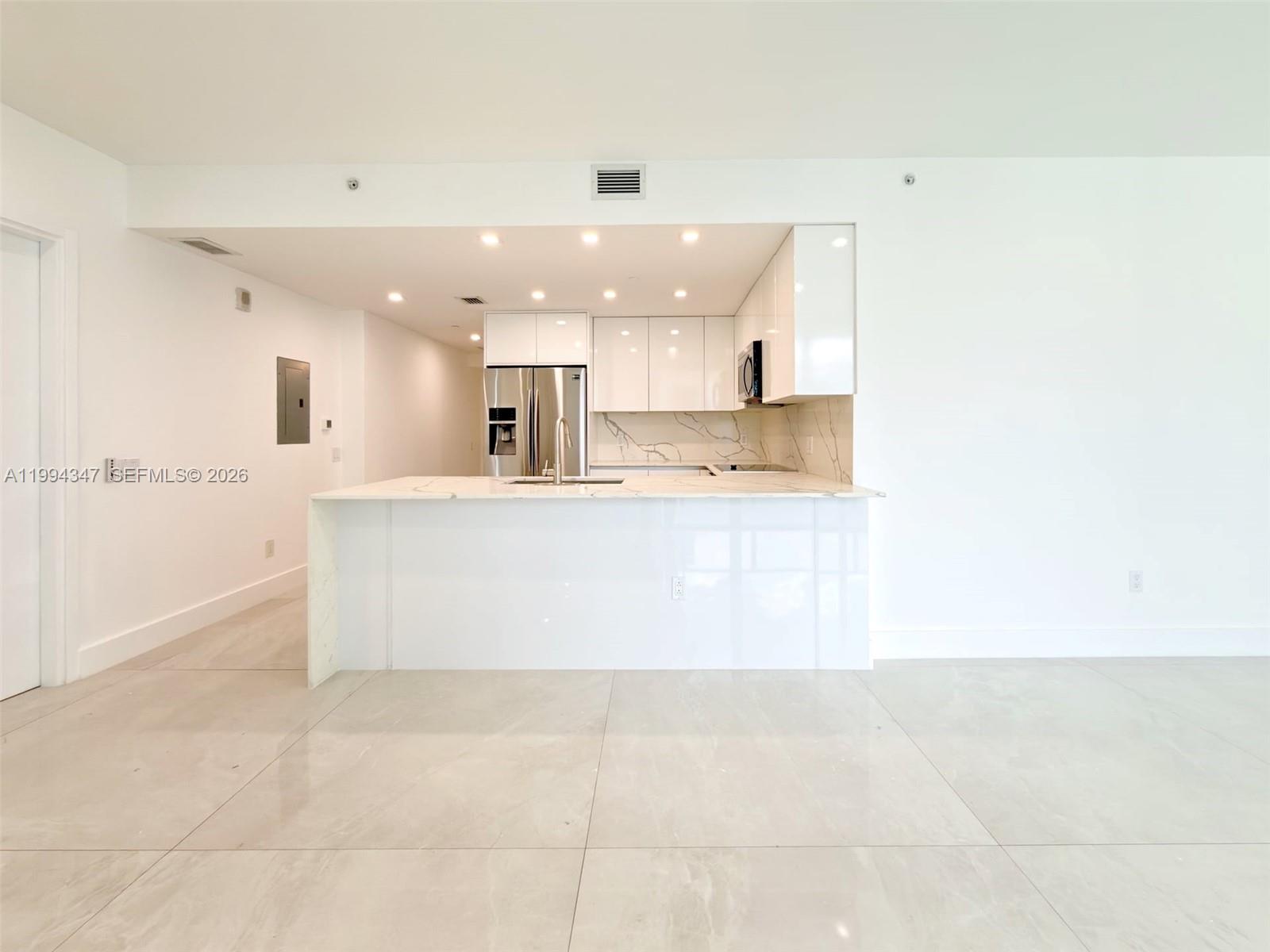 1300 Brickell Bay Dr #3100, Miami FL 33131