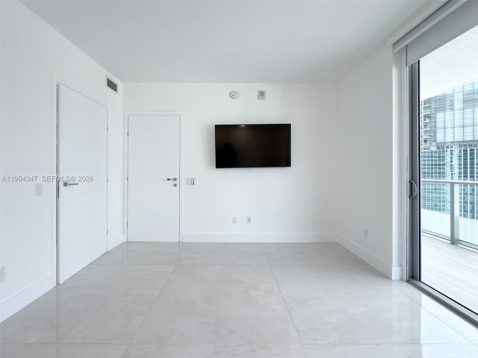 1300 Brickell Bay Dr #3100, Miami FL 33131
