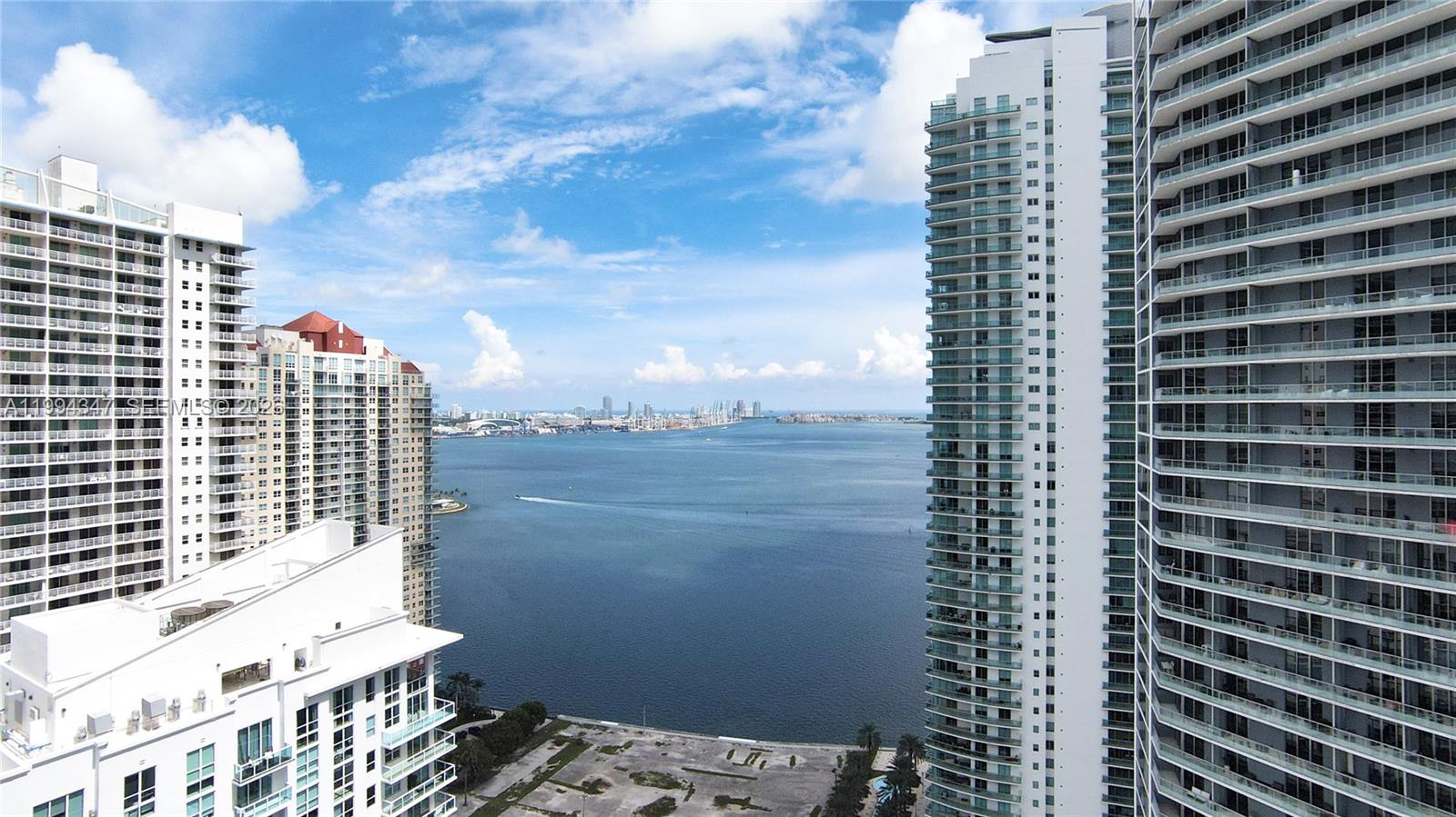 1300 Brickell Bay Dr #3100, Miami FL 33131