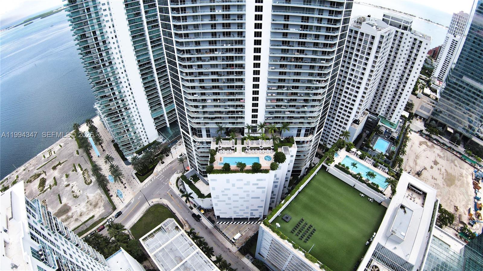 1300 Brickell Bay Dr #3100, Miami FL 33131