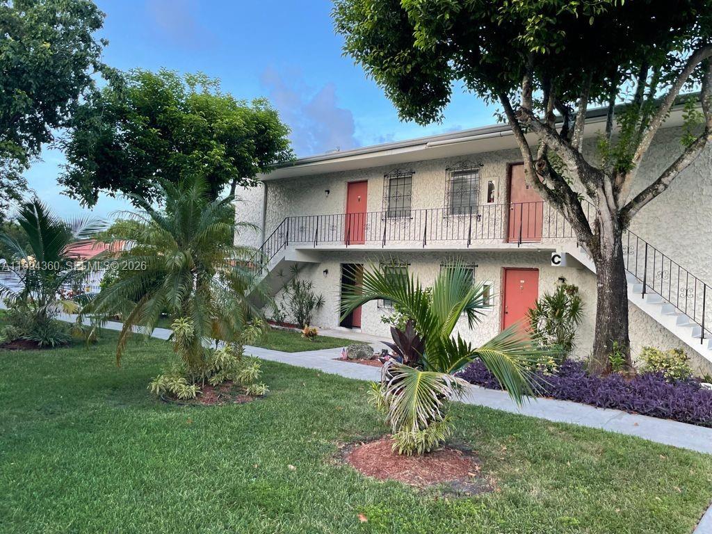 8701 SW 141st St #C5, Palmetto Bay FL 33176
