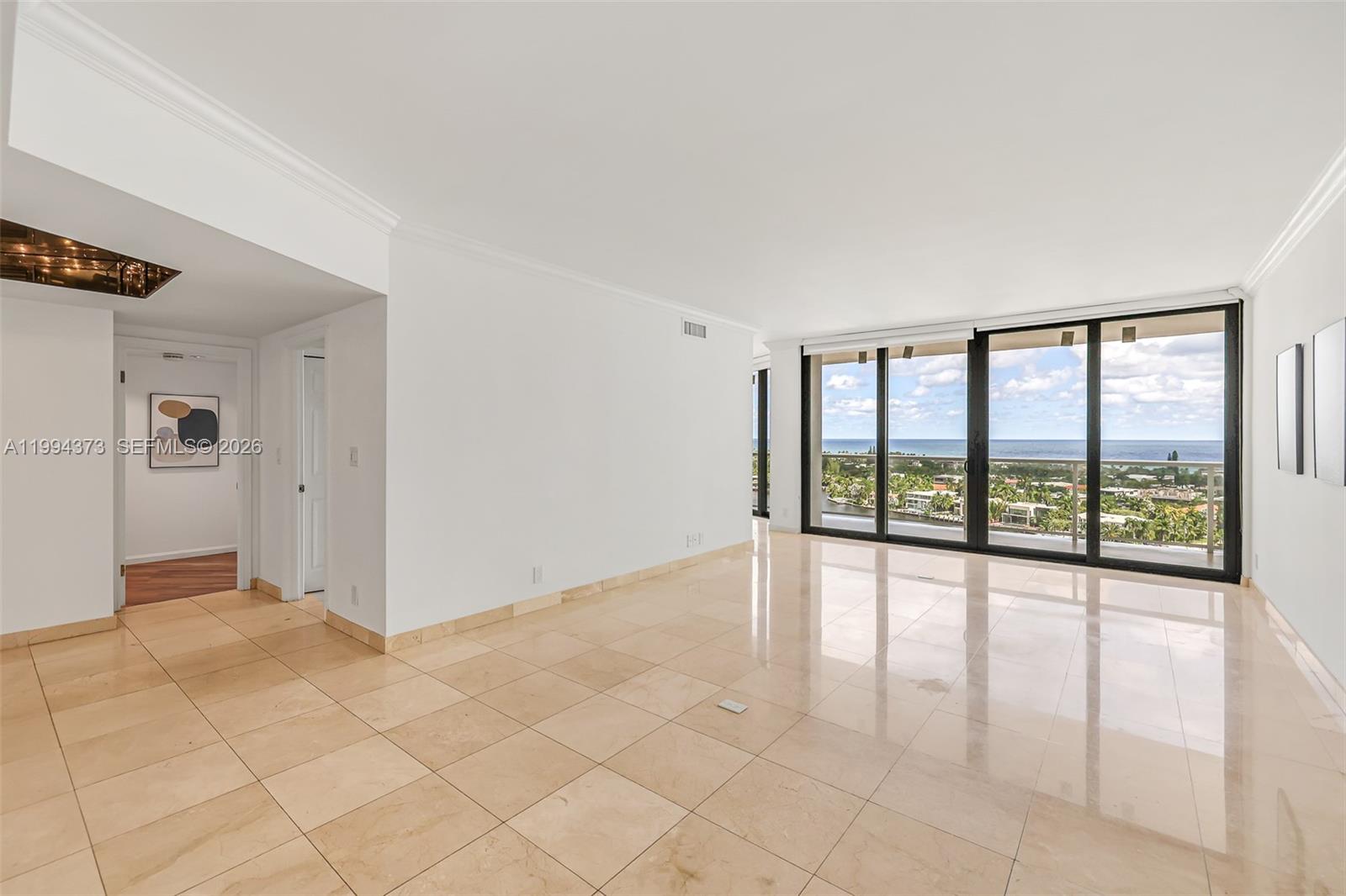 20281 E Country Club Dr #1412, Aventura FL 33180
