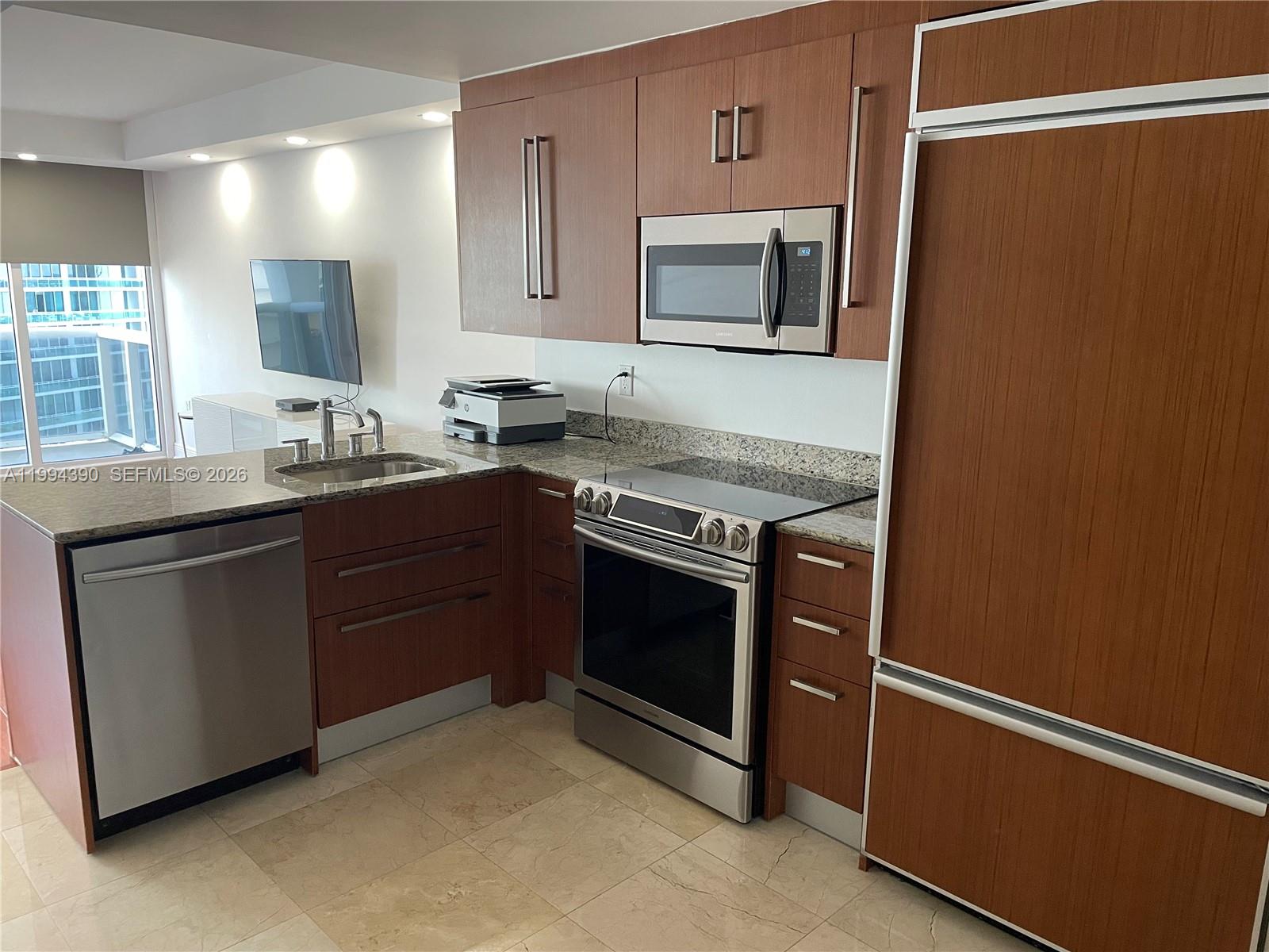 10275 Collins Ave #1205, Bal Harbour FL 33154