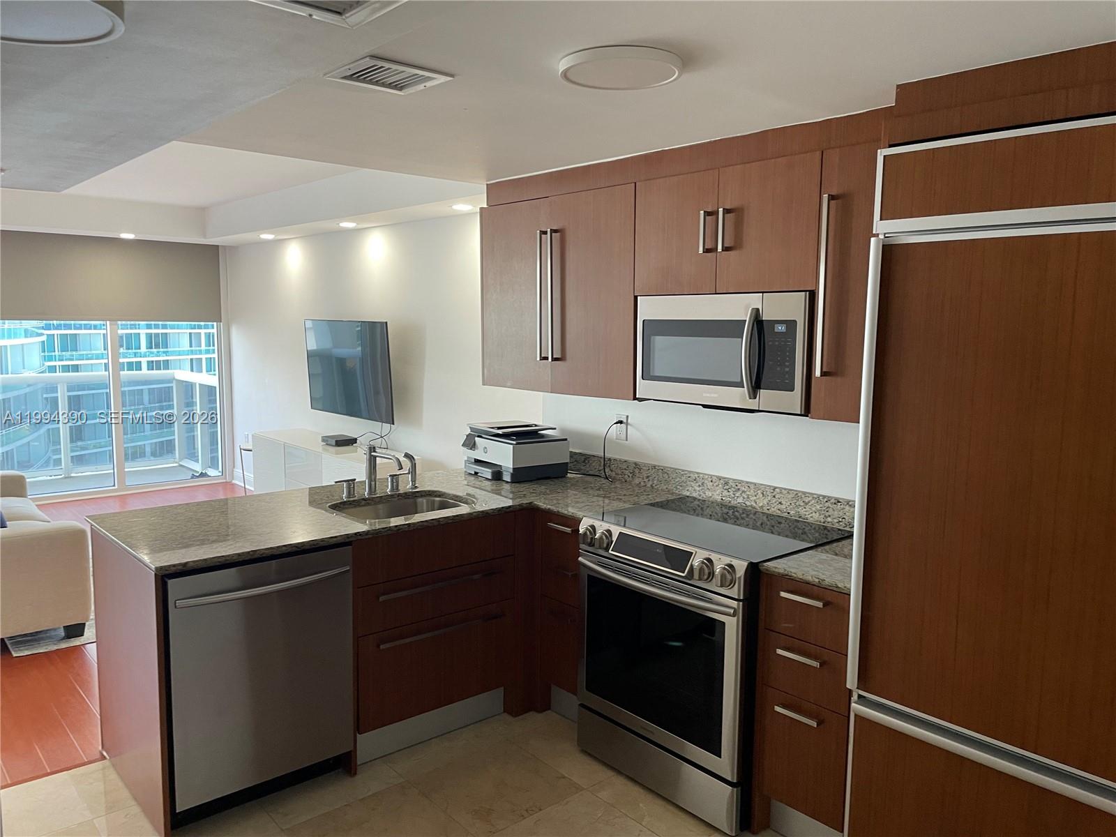 10275 Collins Ave #1205, Bal Harbour FL 33154