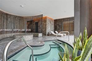 650 NE 32nd St #4108, Miami FL 33137