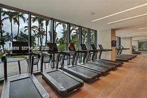 650 NE 32nd St #4108, Miami FL 33137