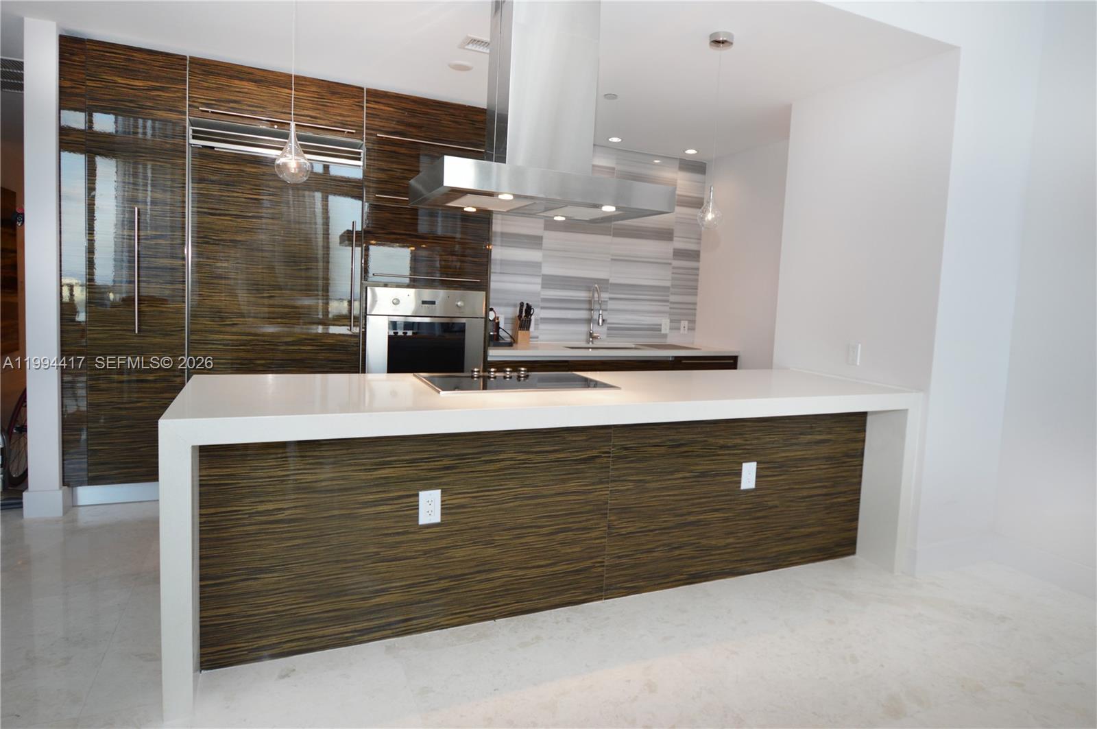 1100 Biscayne Blvd #6104, Miami FL 33132
